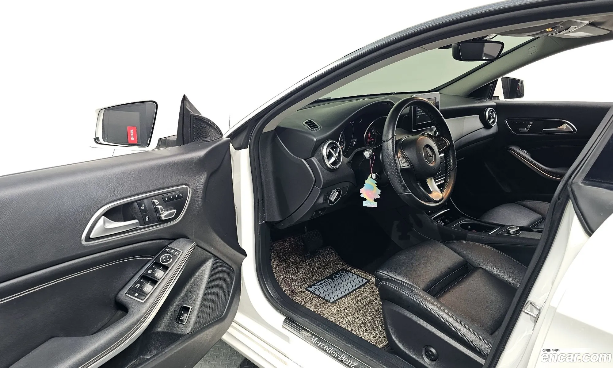 Mercedes-Benz CLA-Class C117 2018 — 5