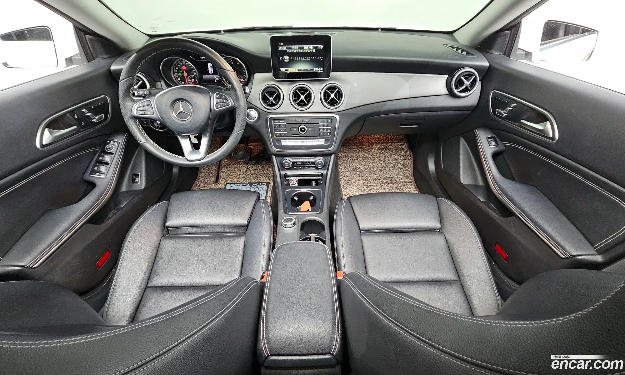 Mercedes-Benz CLA-Class C117 2018 — 15
