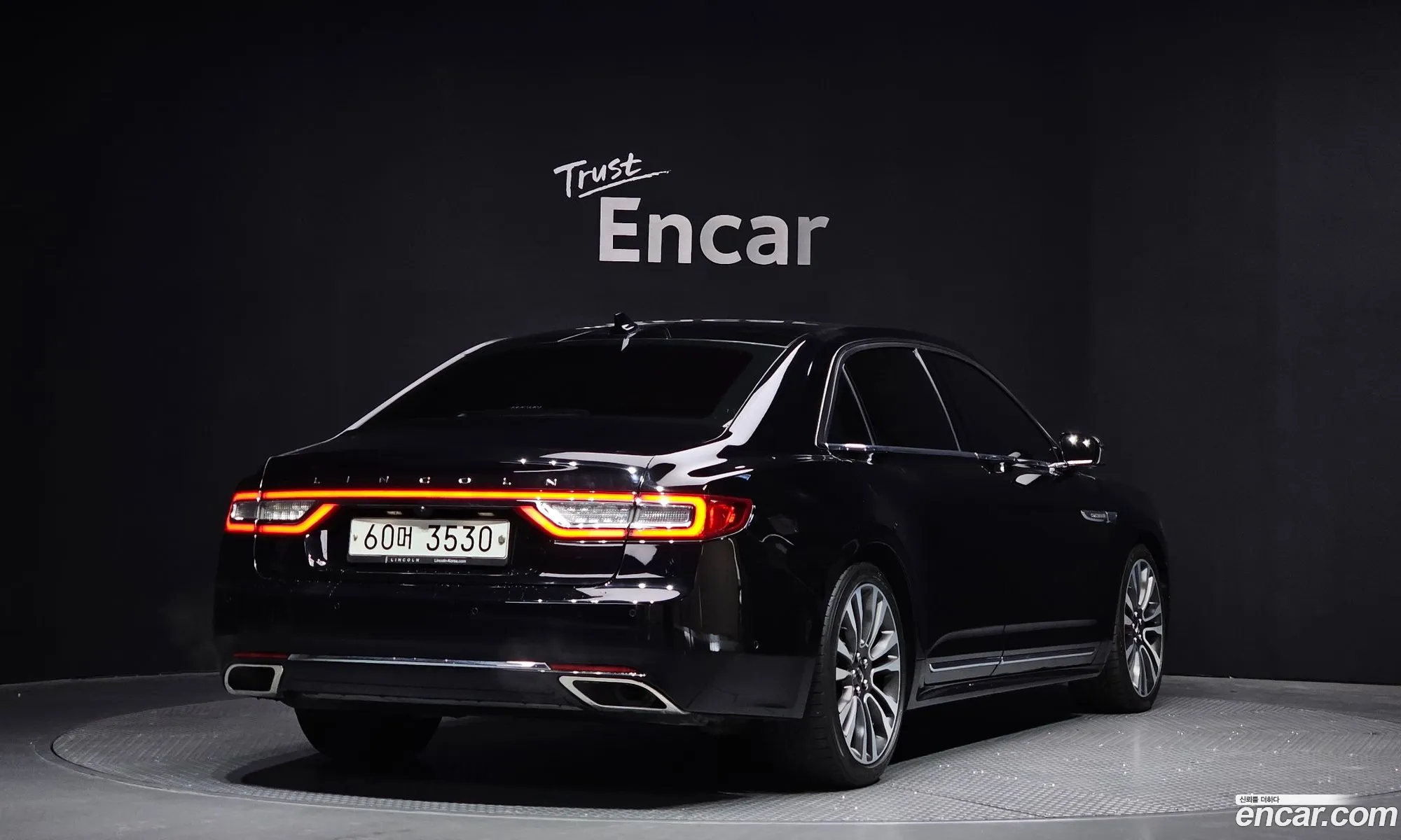 Lincoln Continental 10th Gen 2019 — 8