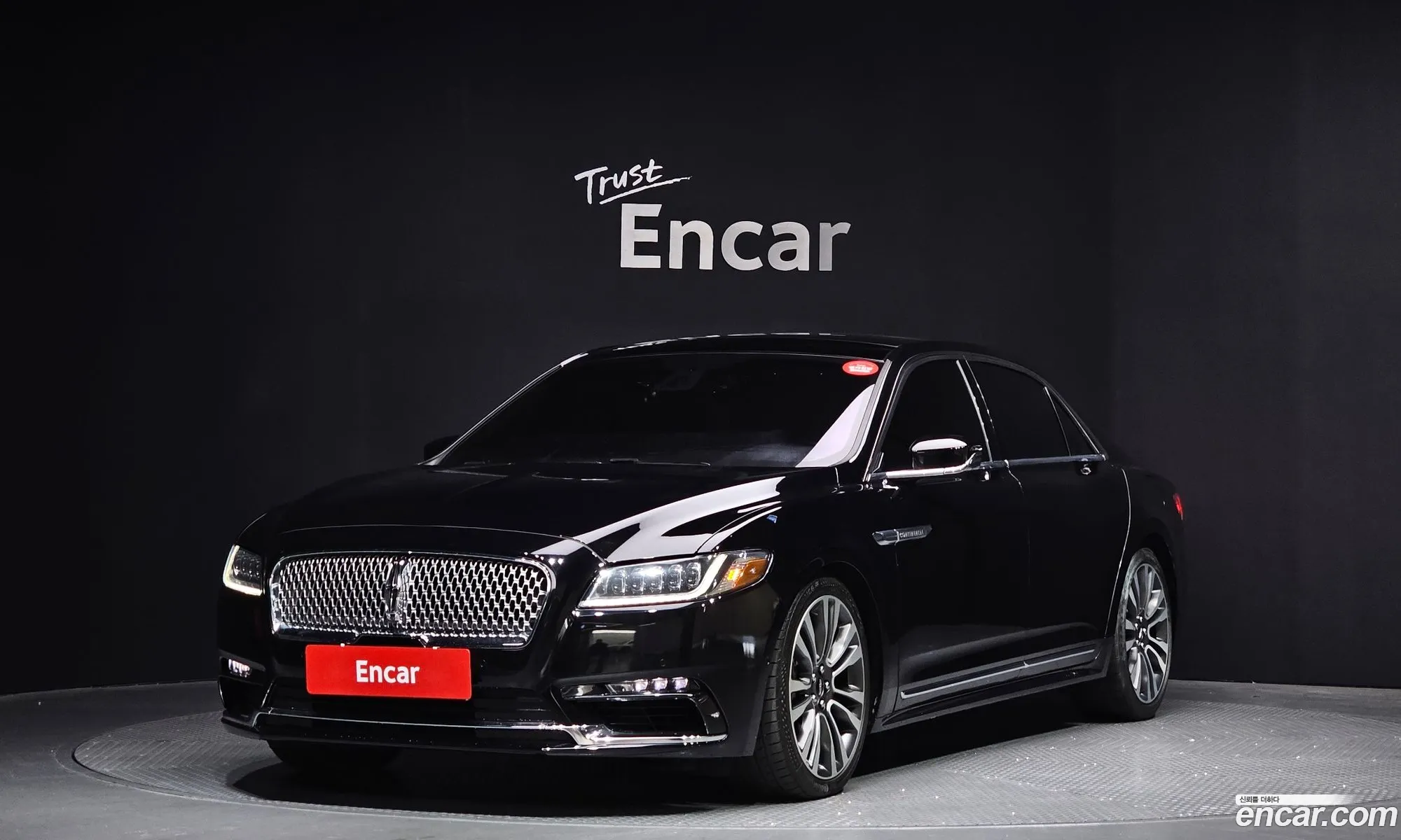 Lincoln Continental 10th Gen 2019 — 14