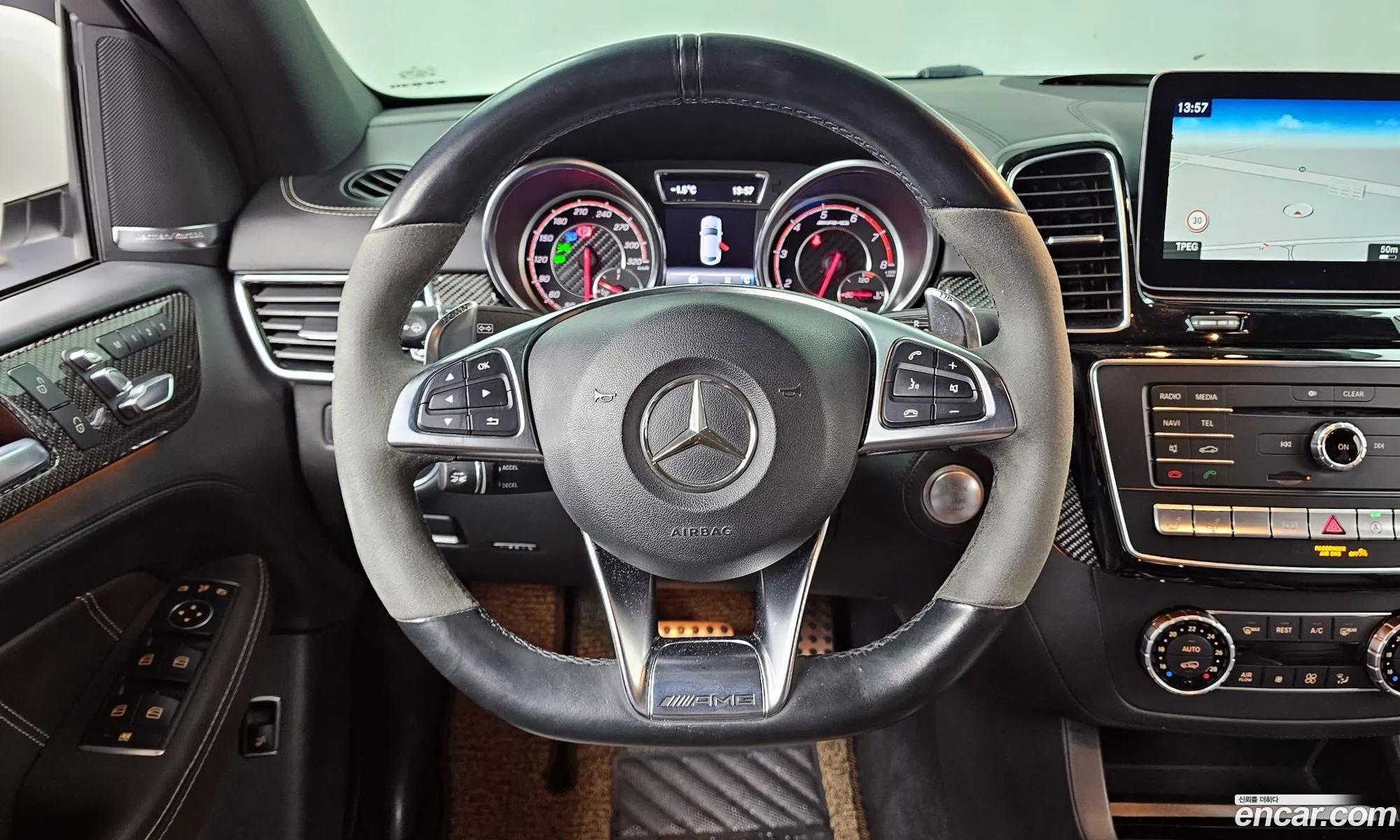 Mercedes-Benz GLE-Class W166 2018 — 17