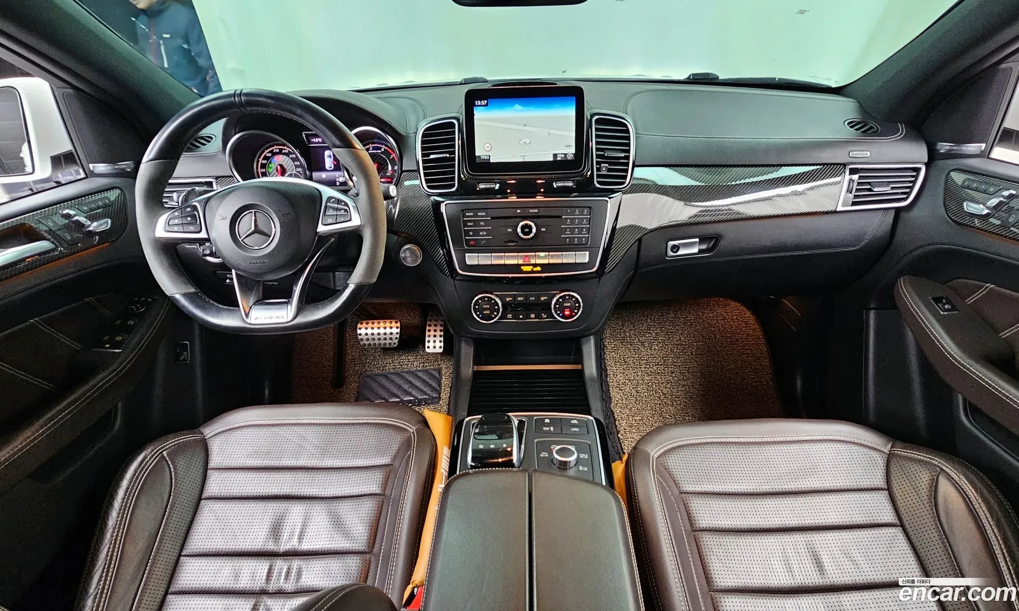 Mercedes-Benz GLE-Class W166 2018 — 11
