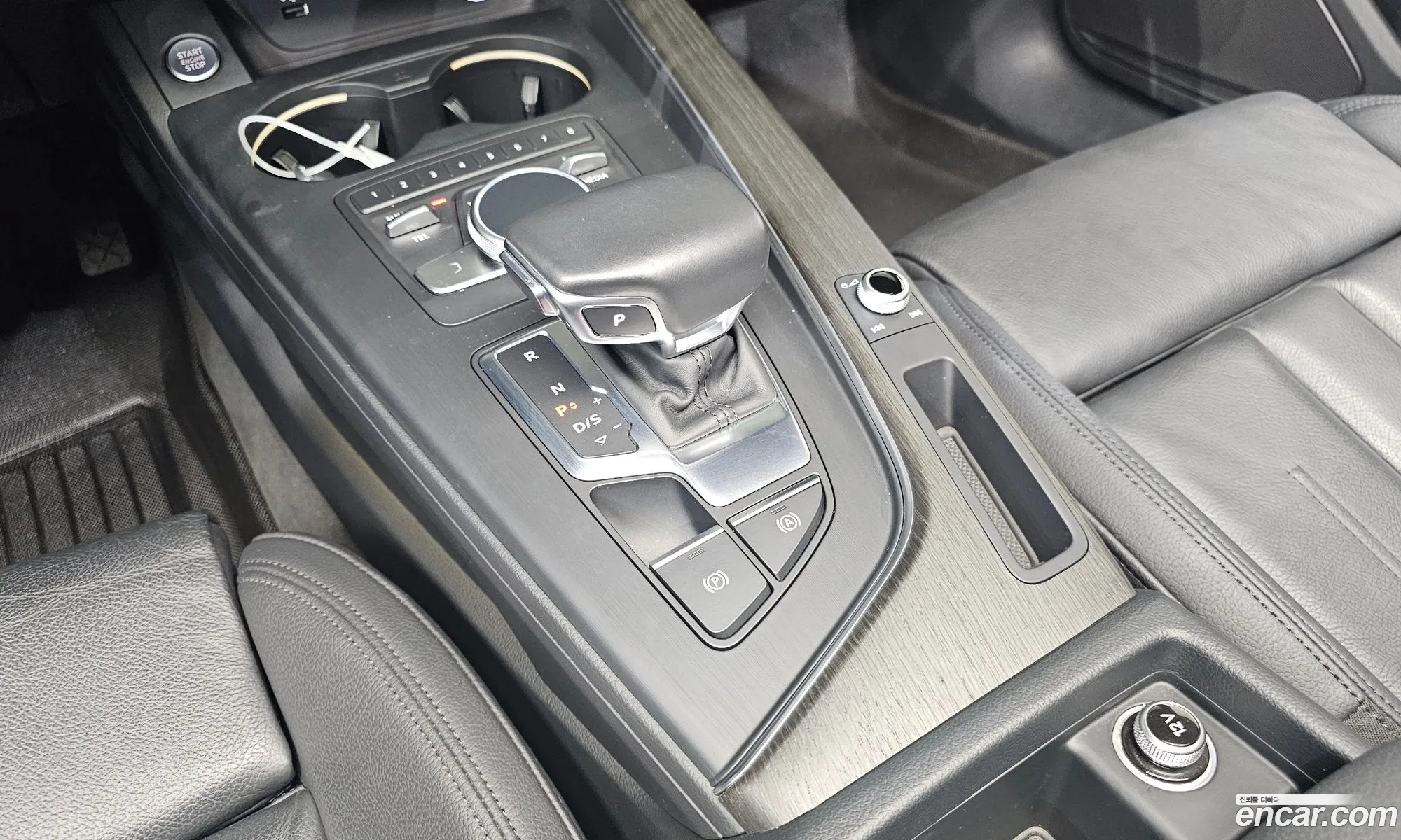 Audi A4 2019 WAUZZZF48KN022388 — 6