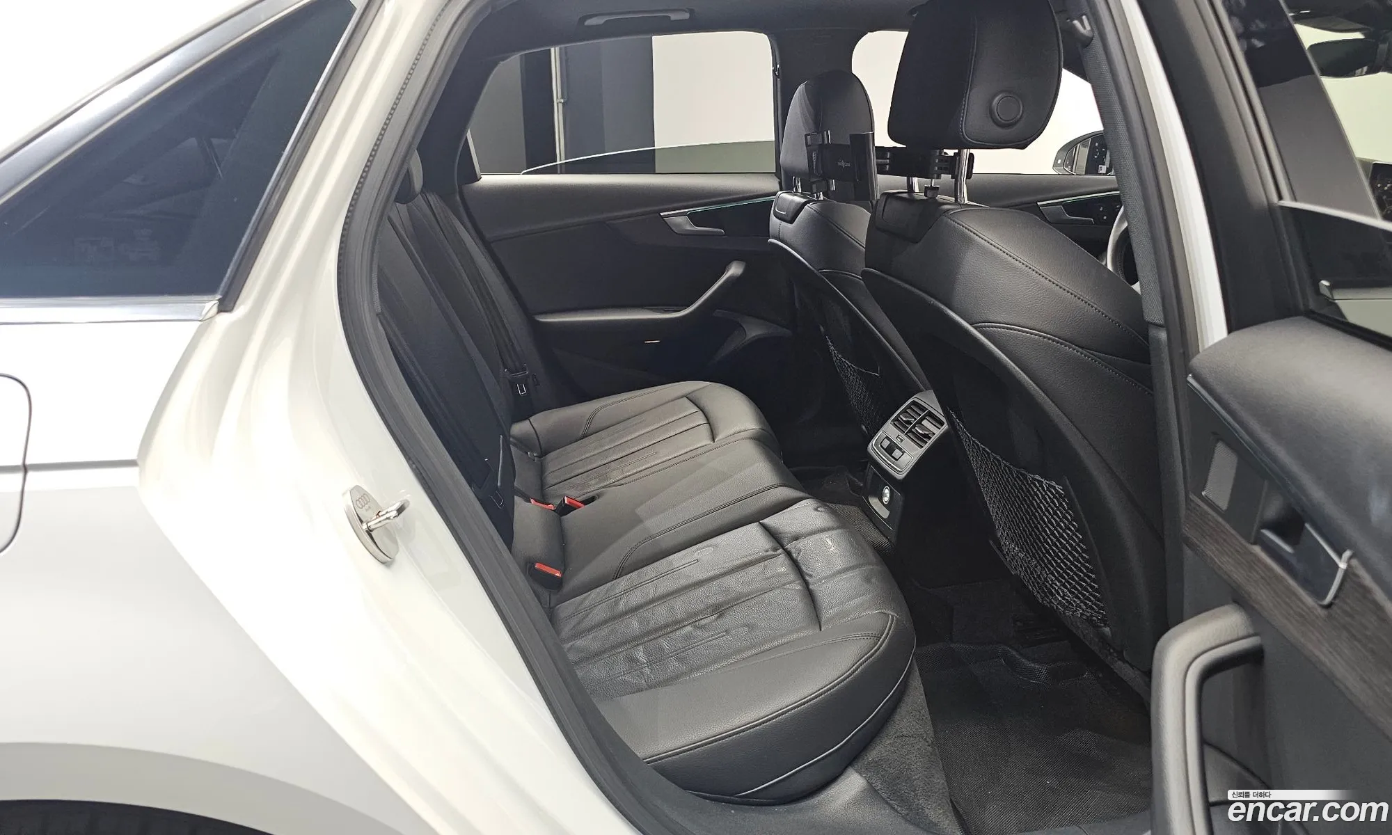 Audi A4 2019 WAUZZZF48KN022388 — 18