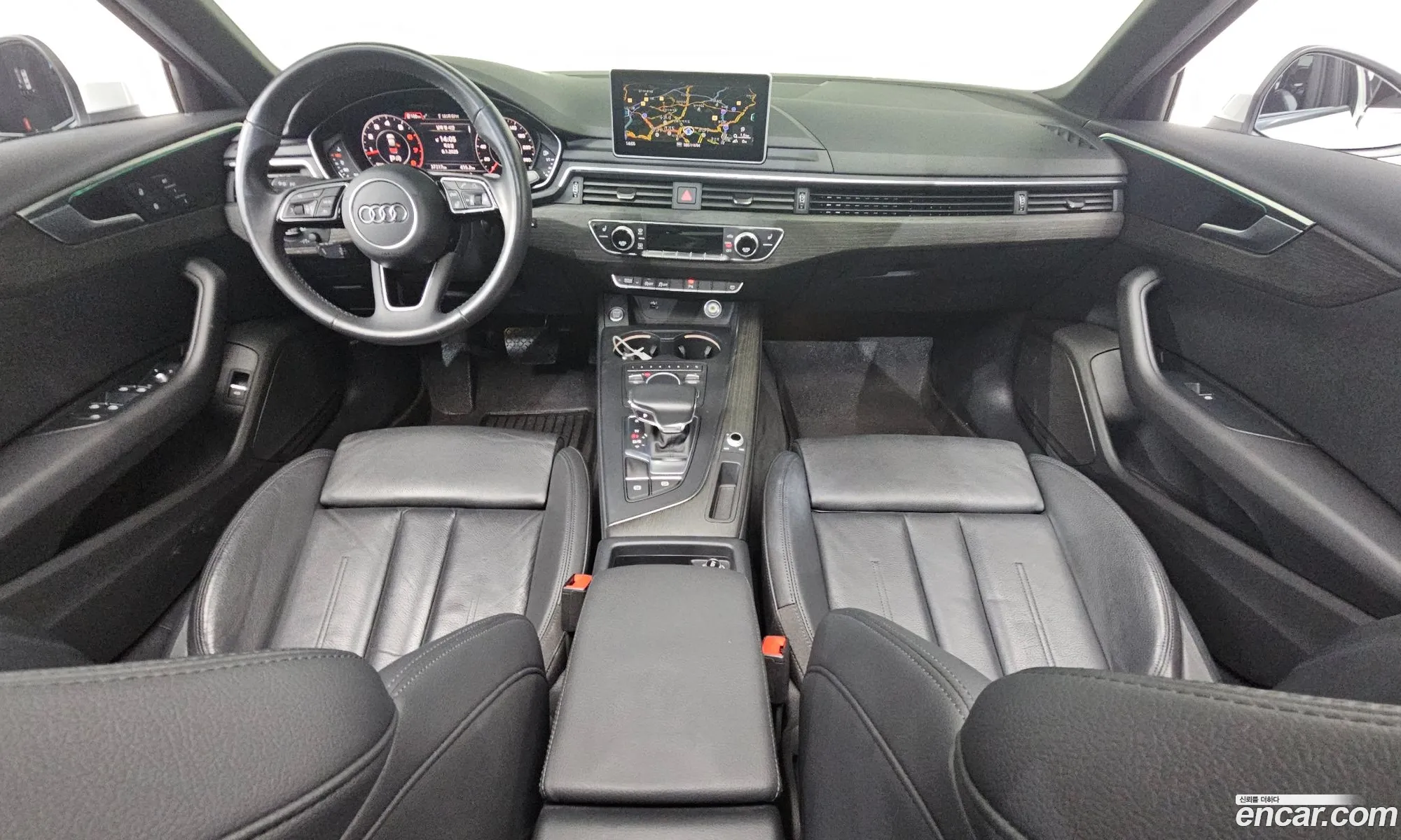 Audi A4 2019 WAUZZZF48KN022388 — 12
