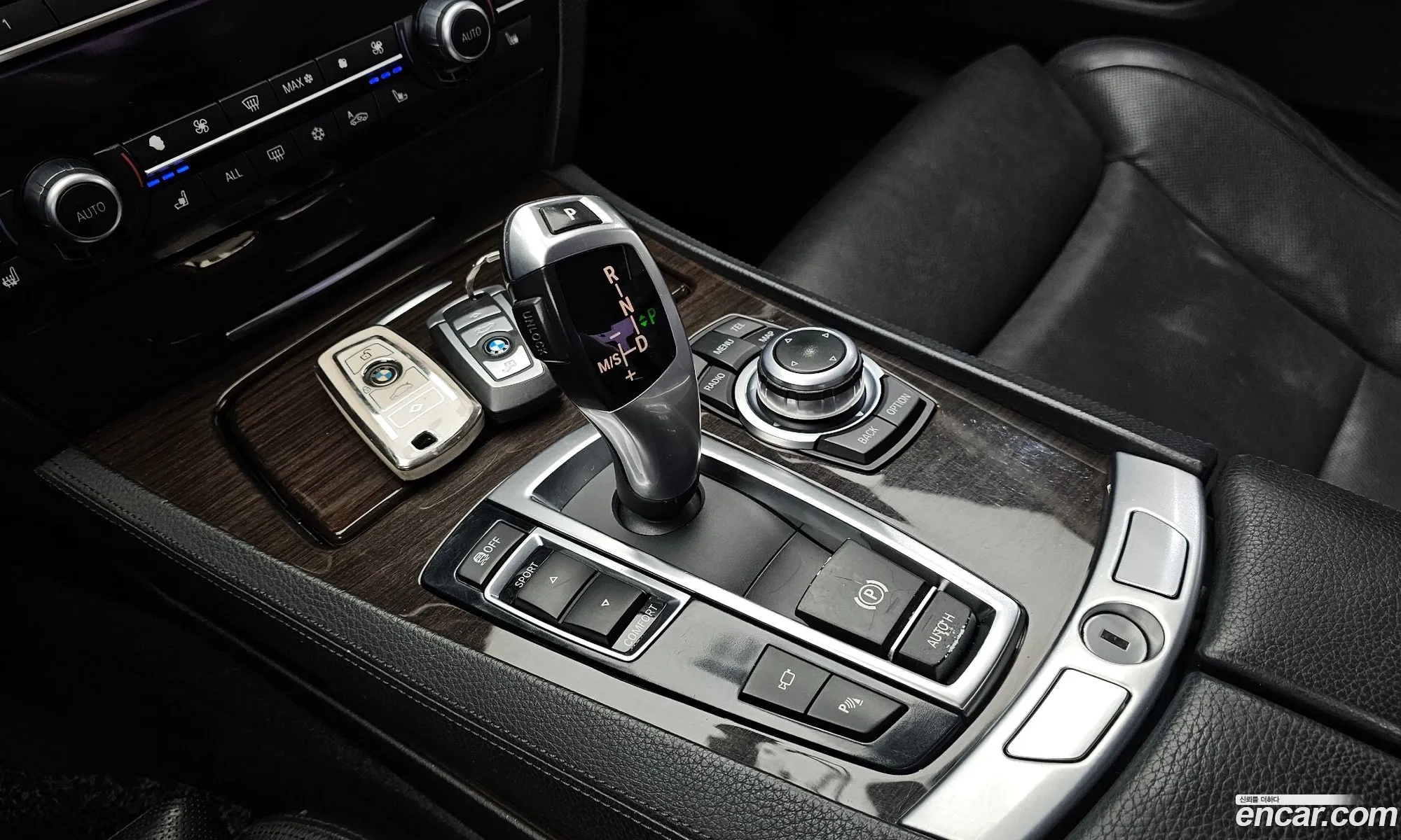 BMW 7 Series 2011 WBAKM4104BC635420 — 13