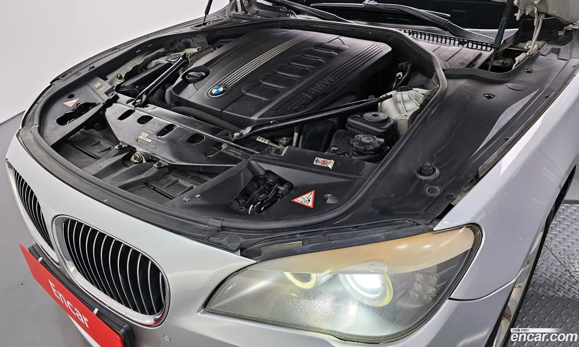 BMW 7 Series 2011 WBAKM4104BC635420 — 2