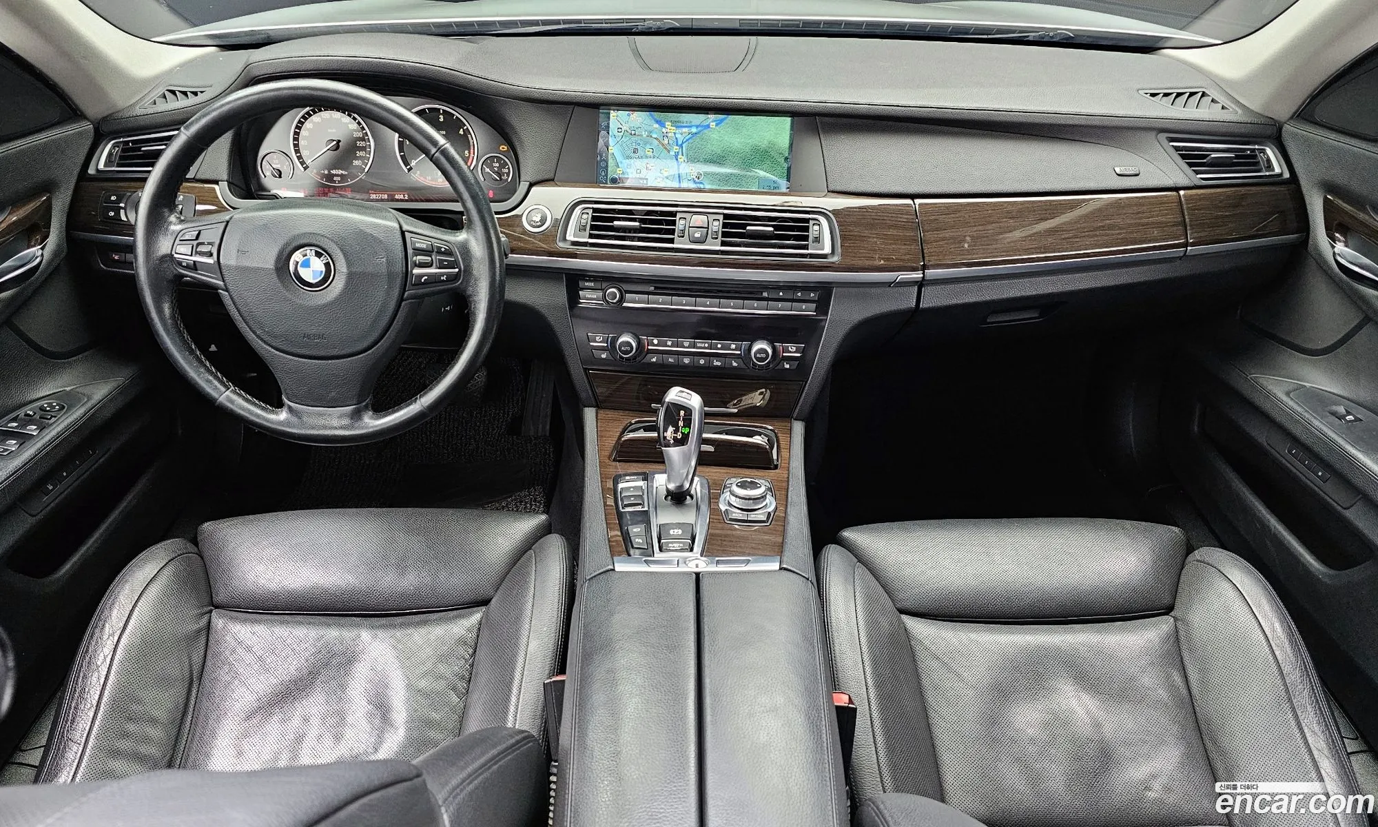 BMW 7 Series 2011 WBAKM4104BC635420 — 3