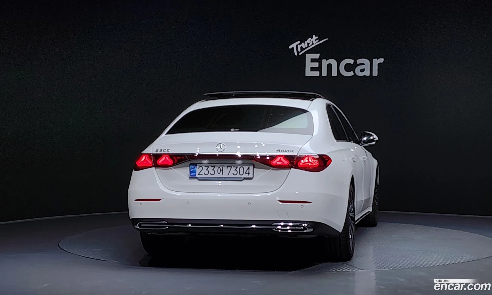 Mercedes-Benz E-Class W214 2024 — 18