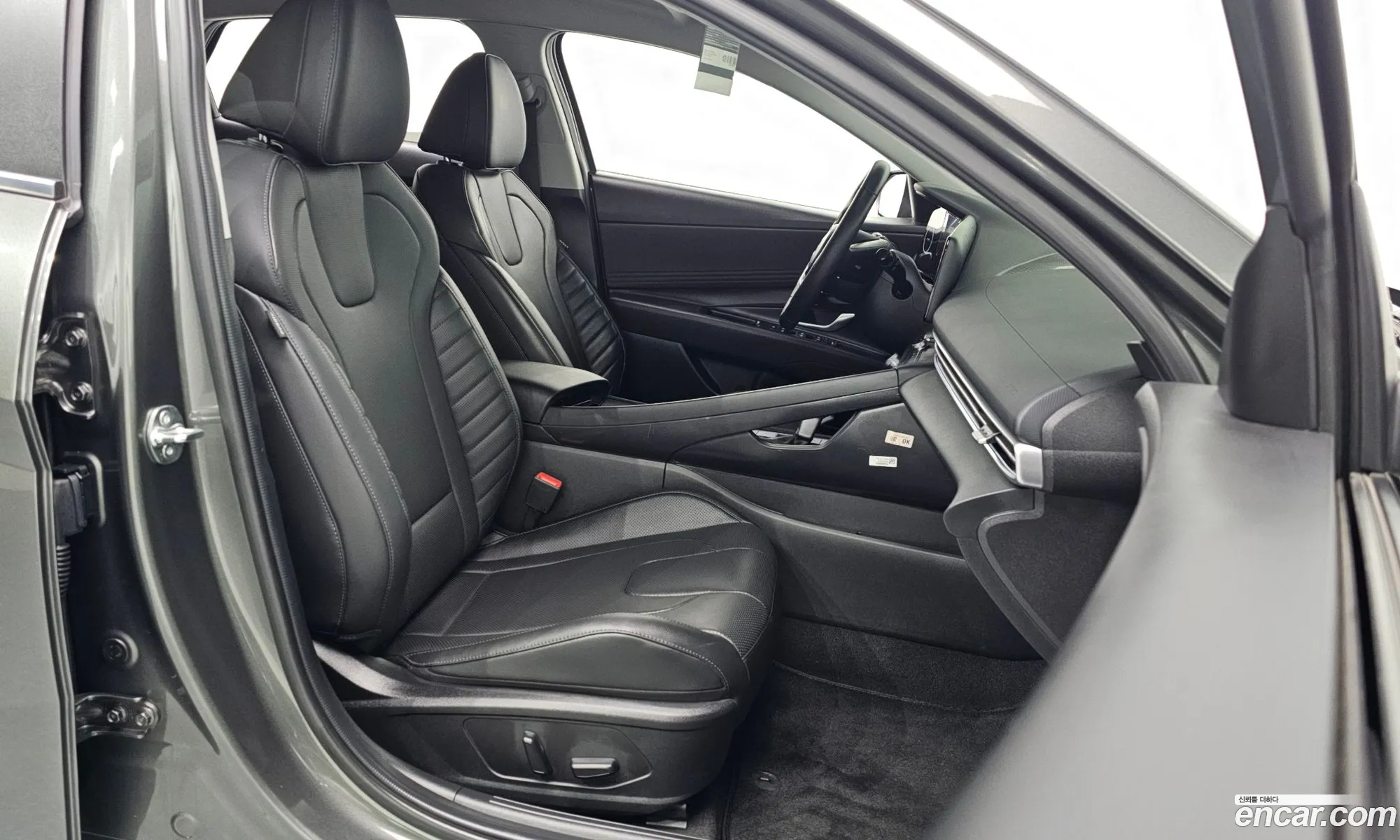 Hyundai Elantra 2024 — 19