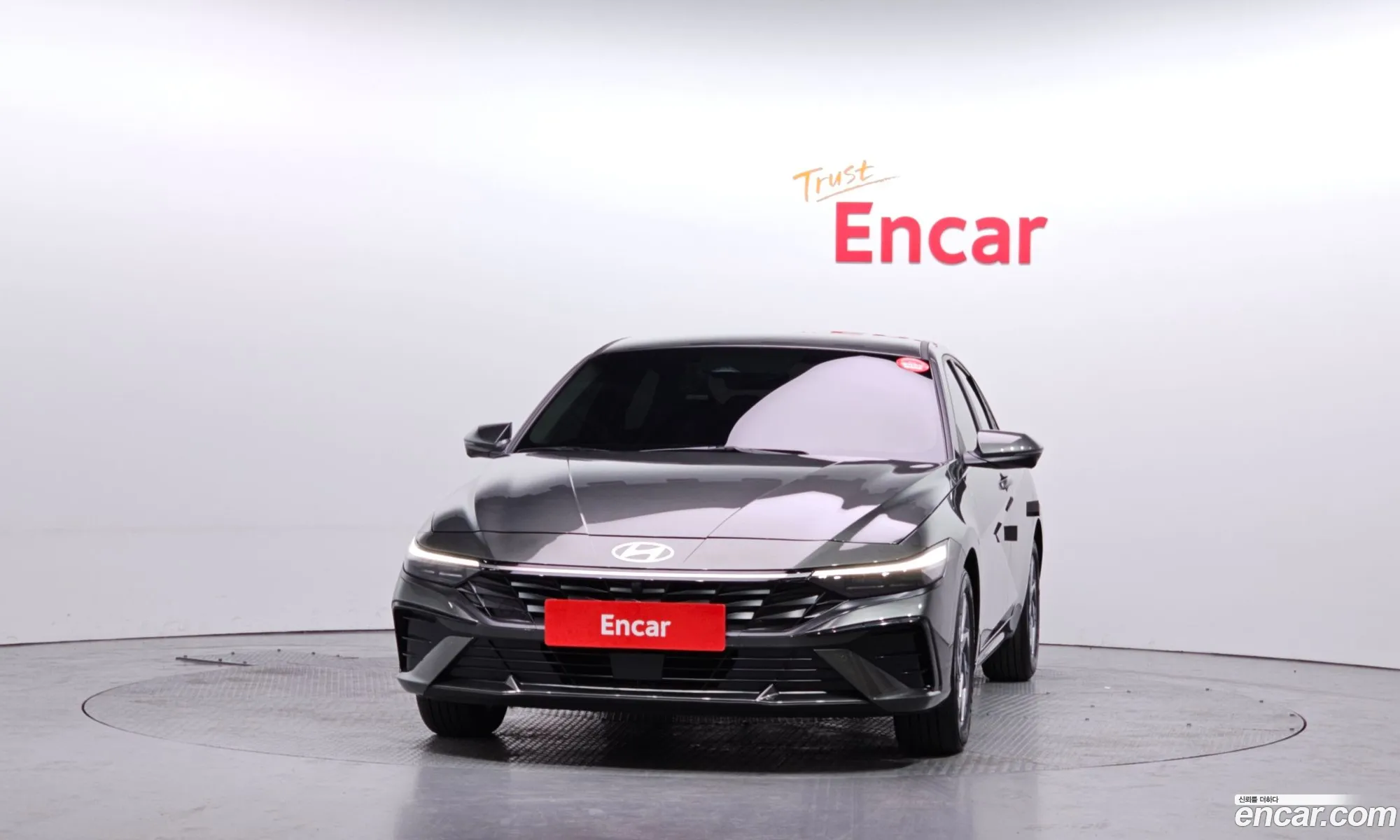 Hyundai Elantra 2024 — 14