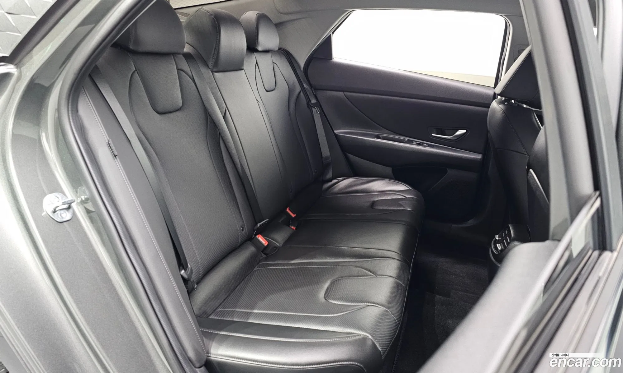 Hyundai Elantra 2024 — 8