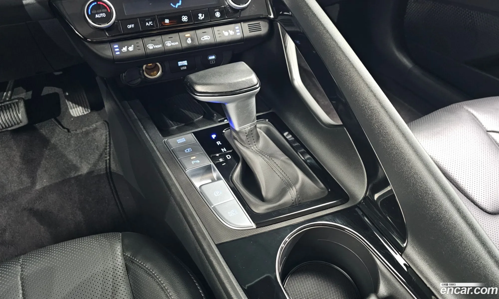 Hyundai Elantra 2024 — 10