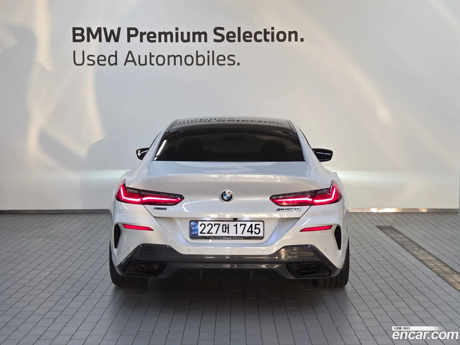 BMW 8 Series 2023 — 4