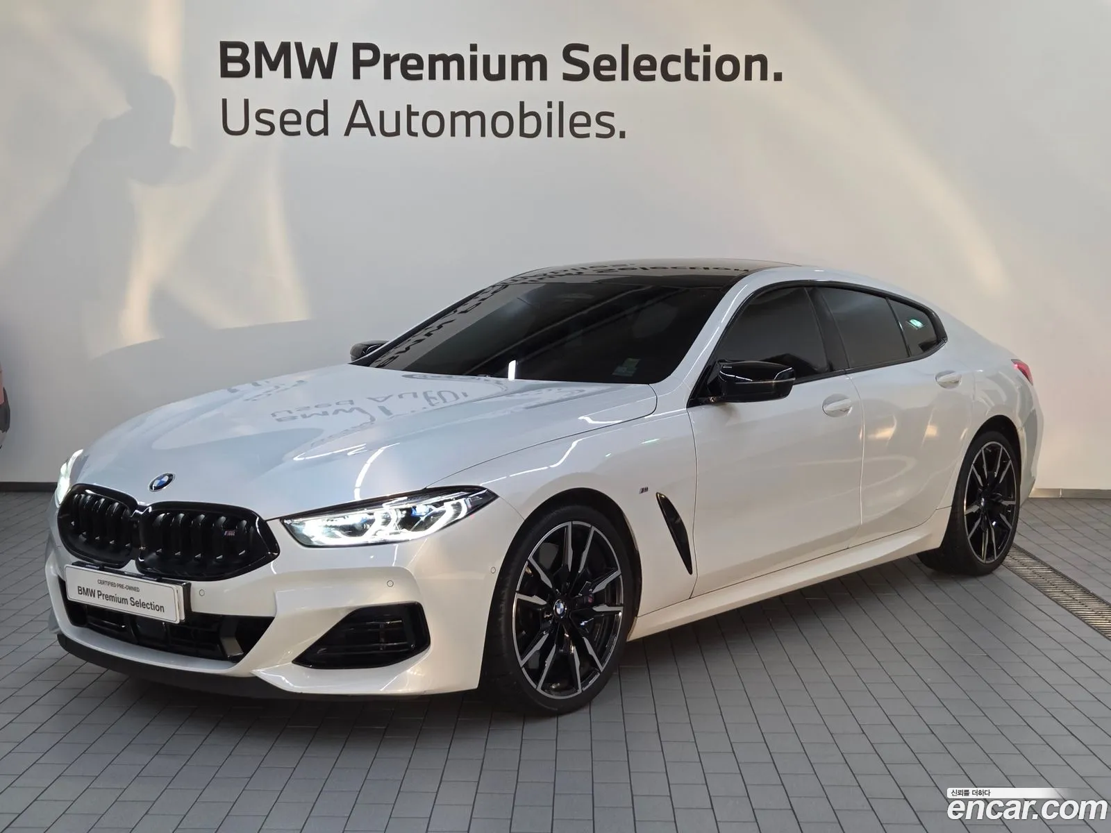 BMW 8 Series 2023 — 20
