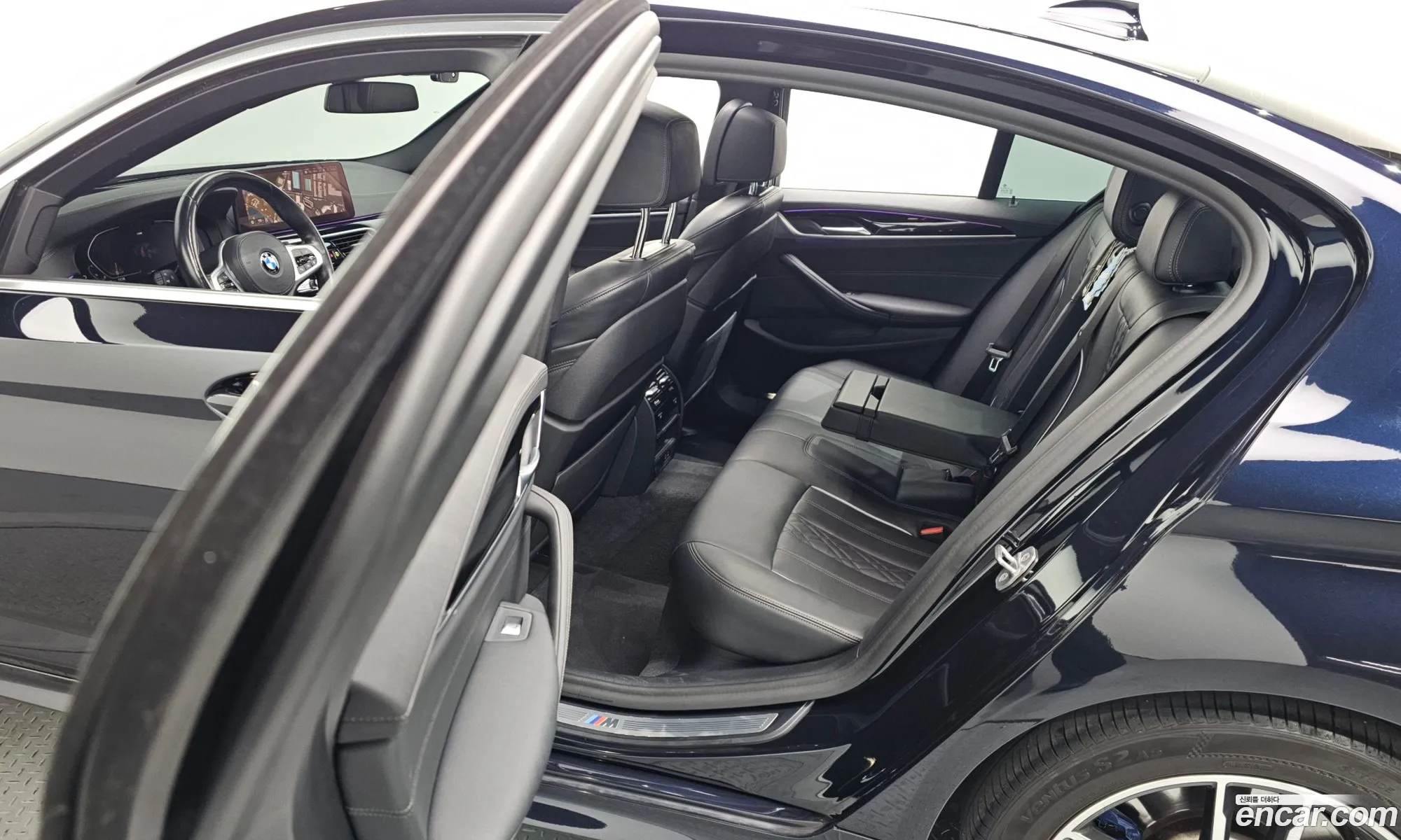 BMW 5 Series 2021 WBA31ES06MWX10203 — 8