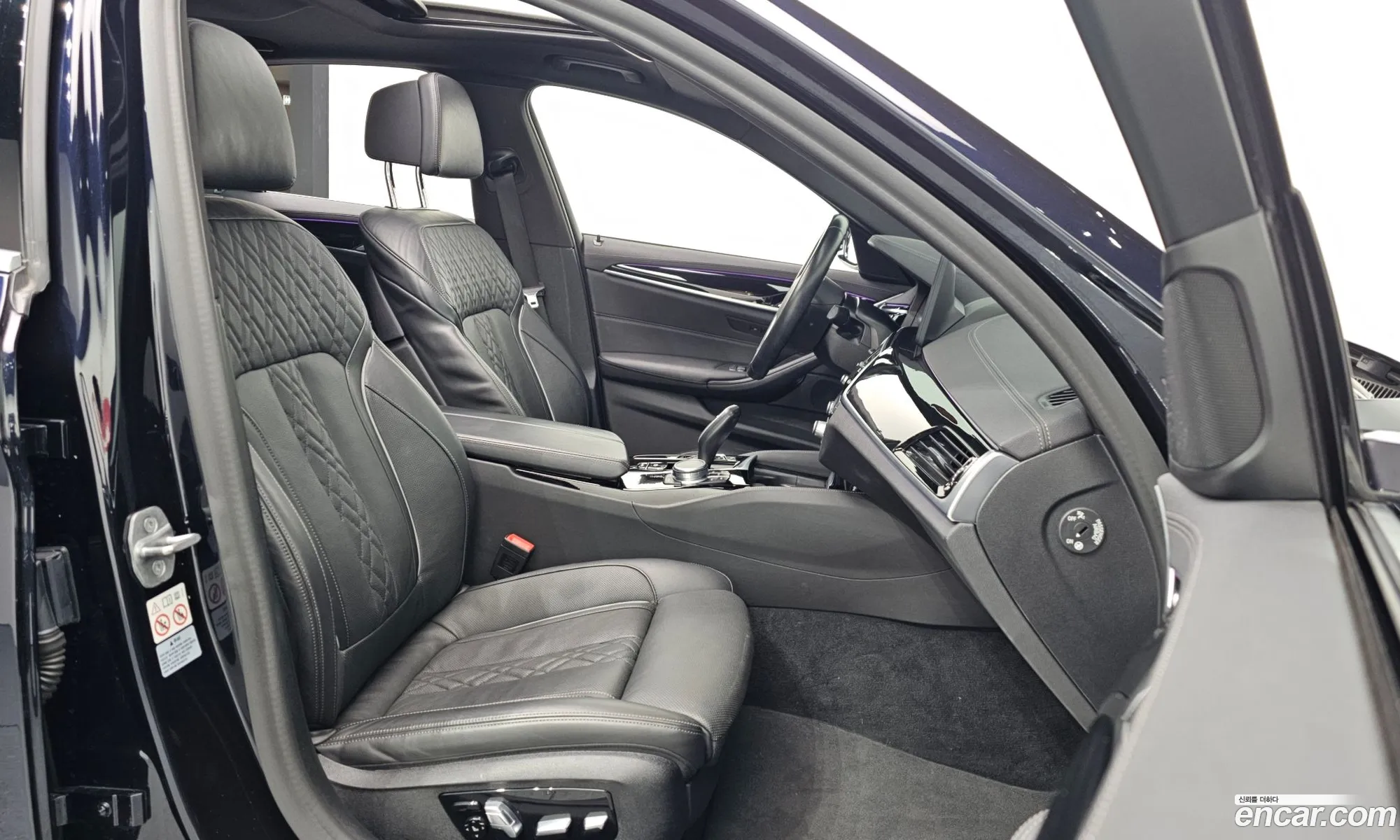 BMW 5 Series 2021 WBA31ES06MWX10203 — 17