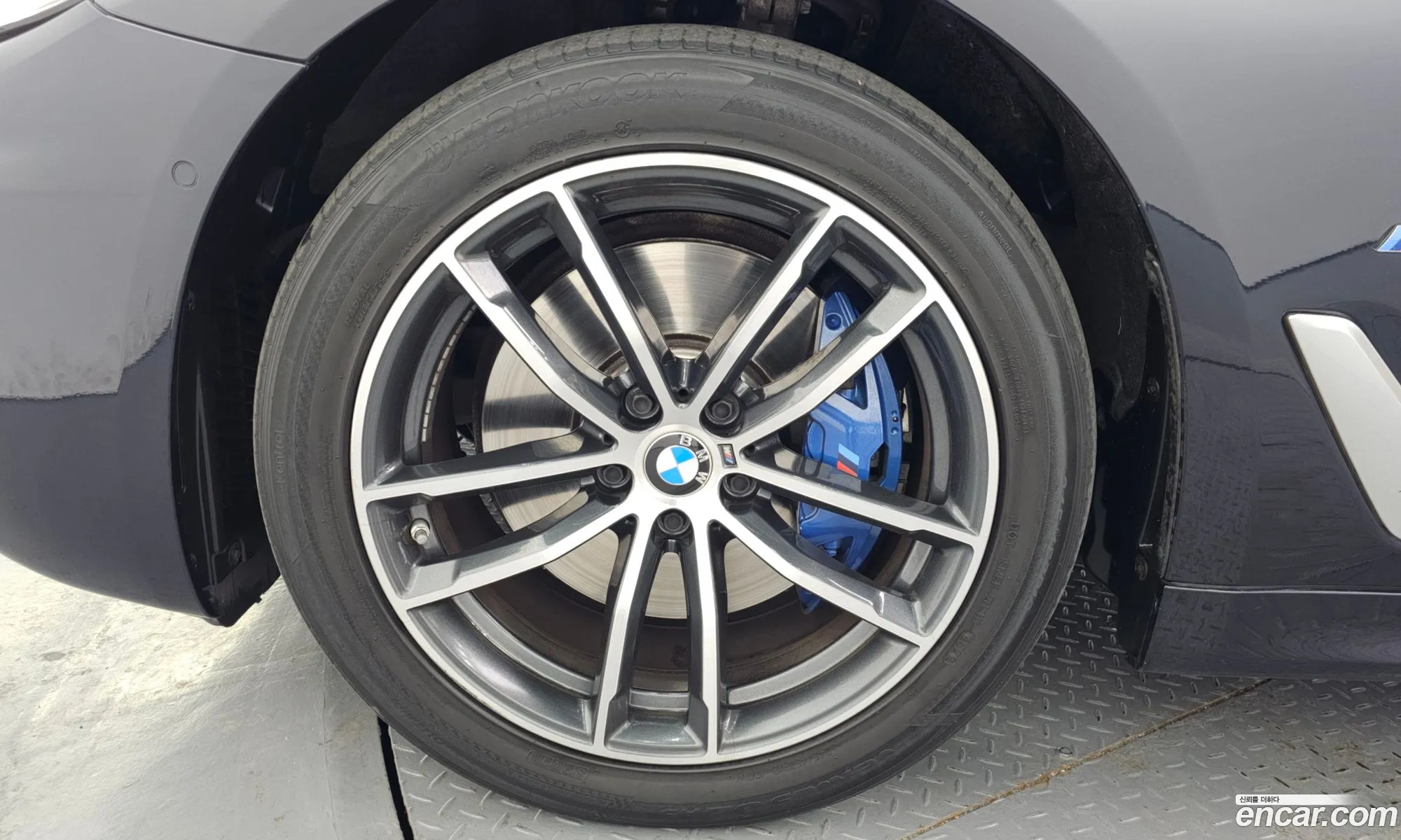 BMW 5 Series 2021 WBA31ES06MWX10203 — 4