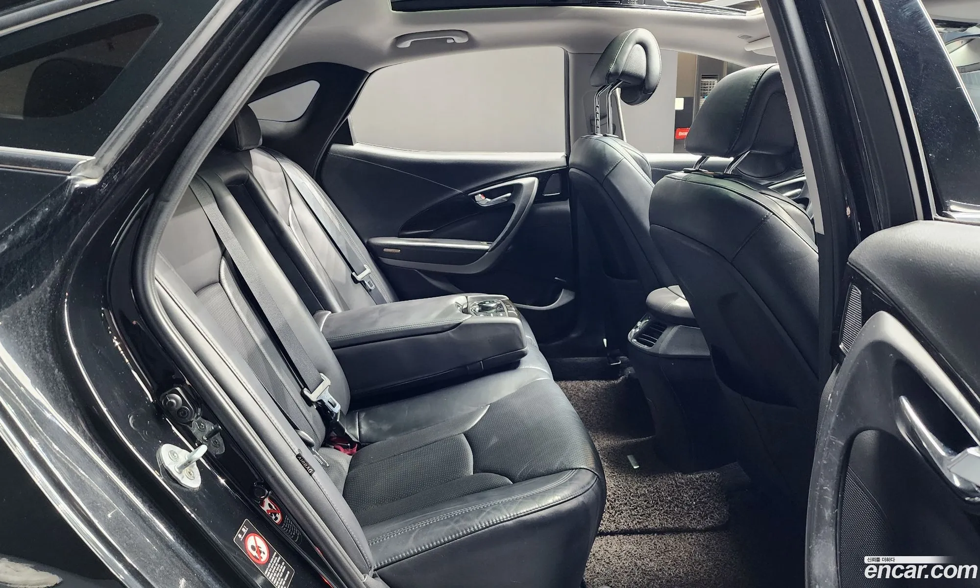 Hyundai Grandeur HG 2012 — 14