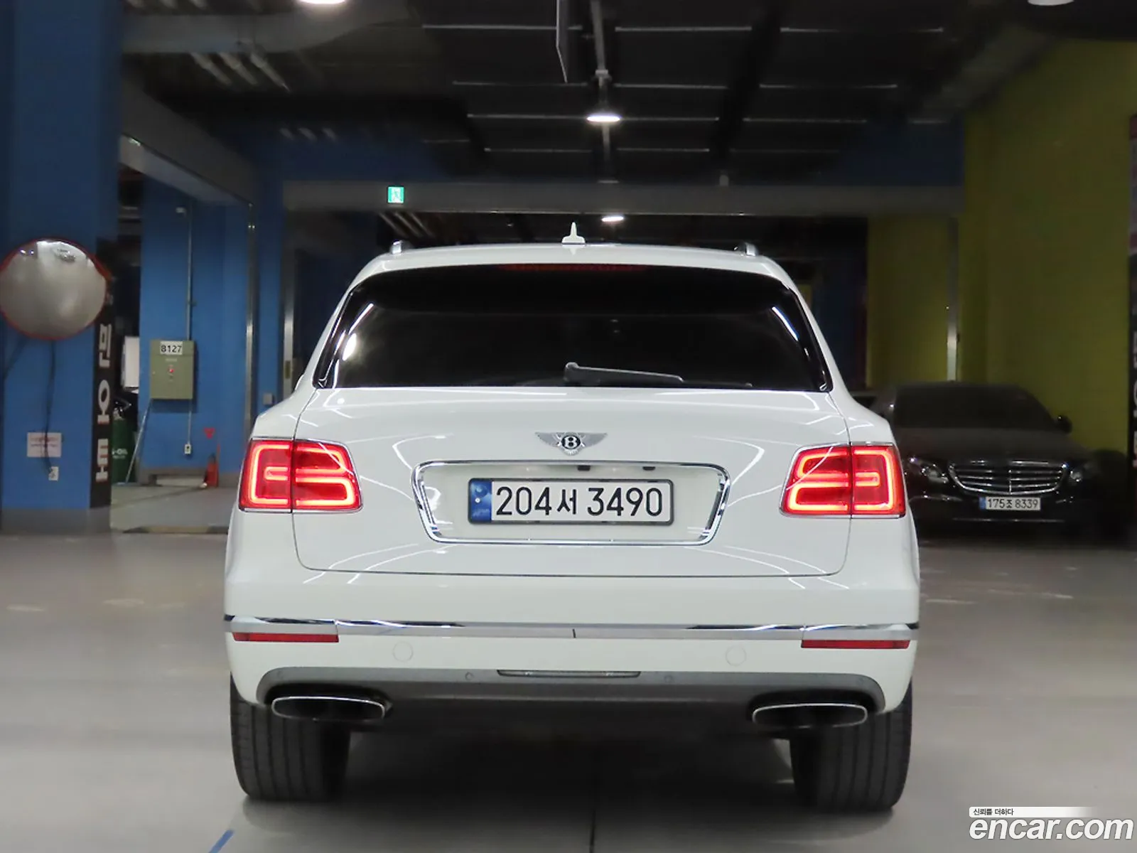Bentley Bentayga 2018 — 13
