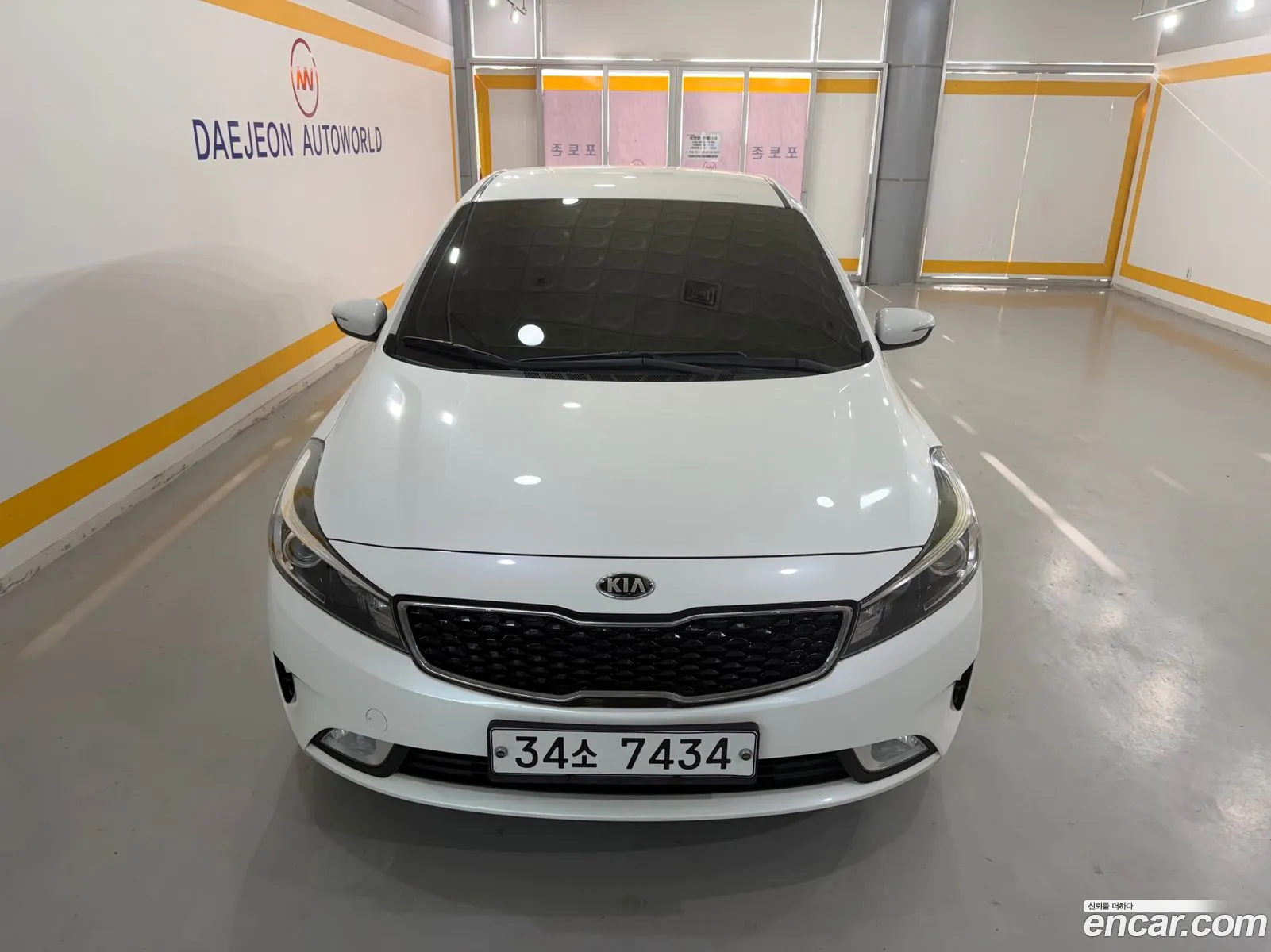 Kia K3 2017 — 20