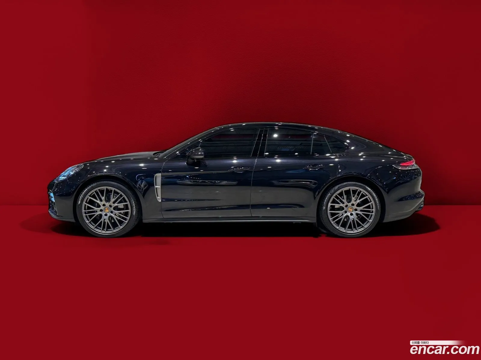 Porsche Panamera 2022 — 18