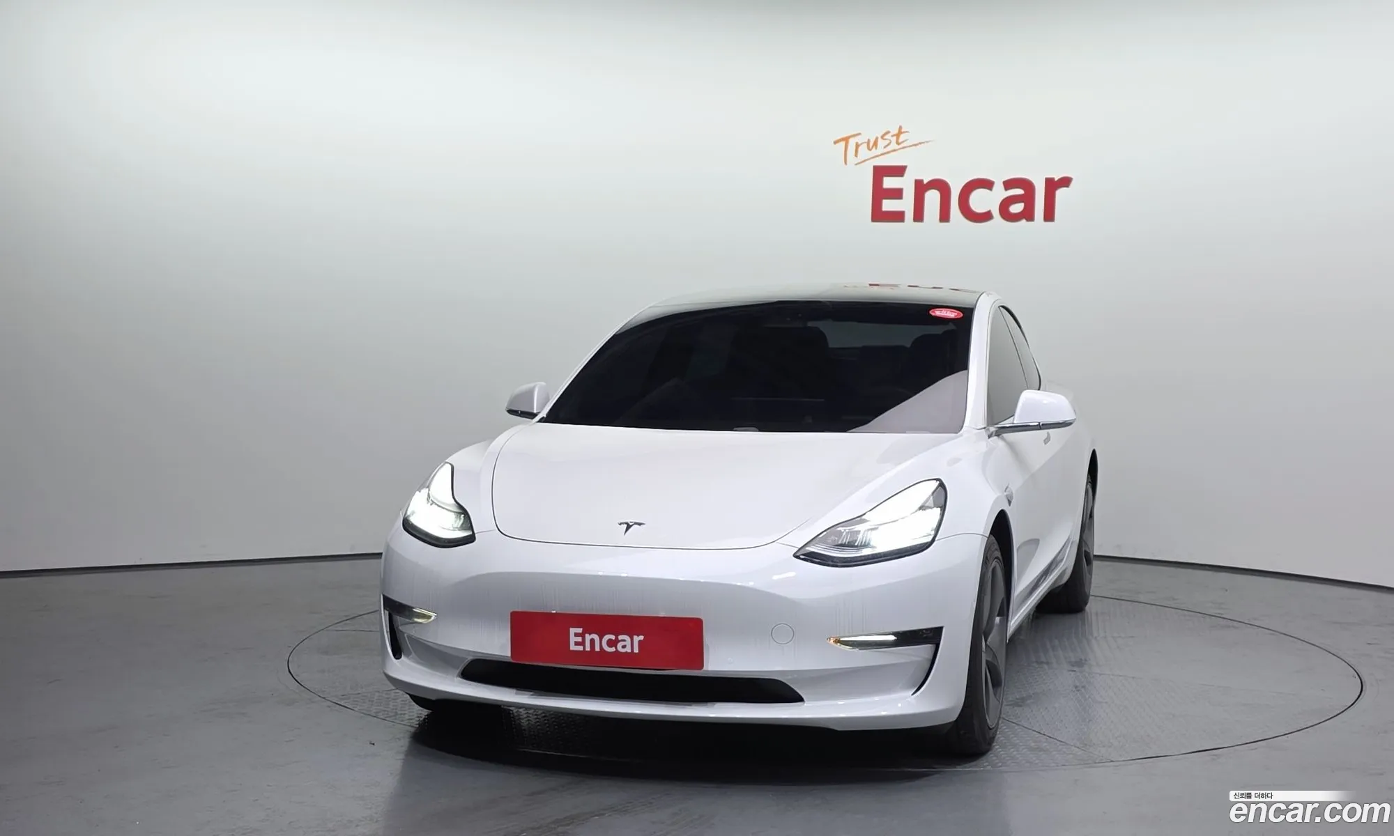 Tesla Model 3 2020 — 10