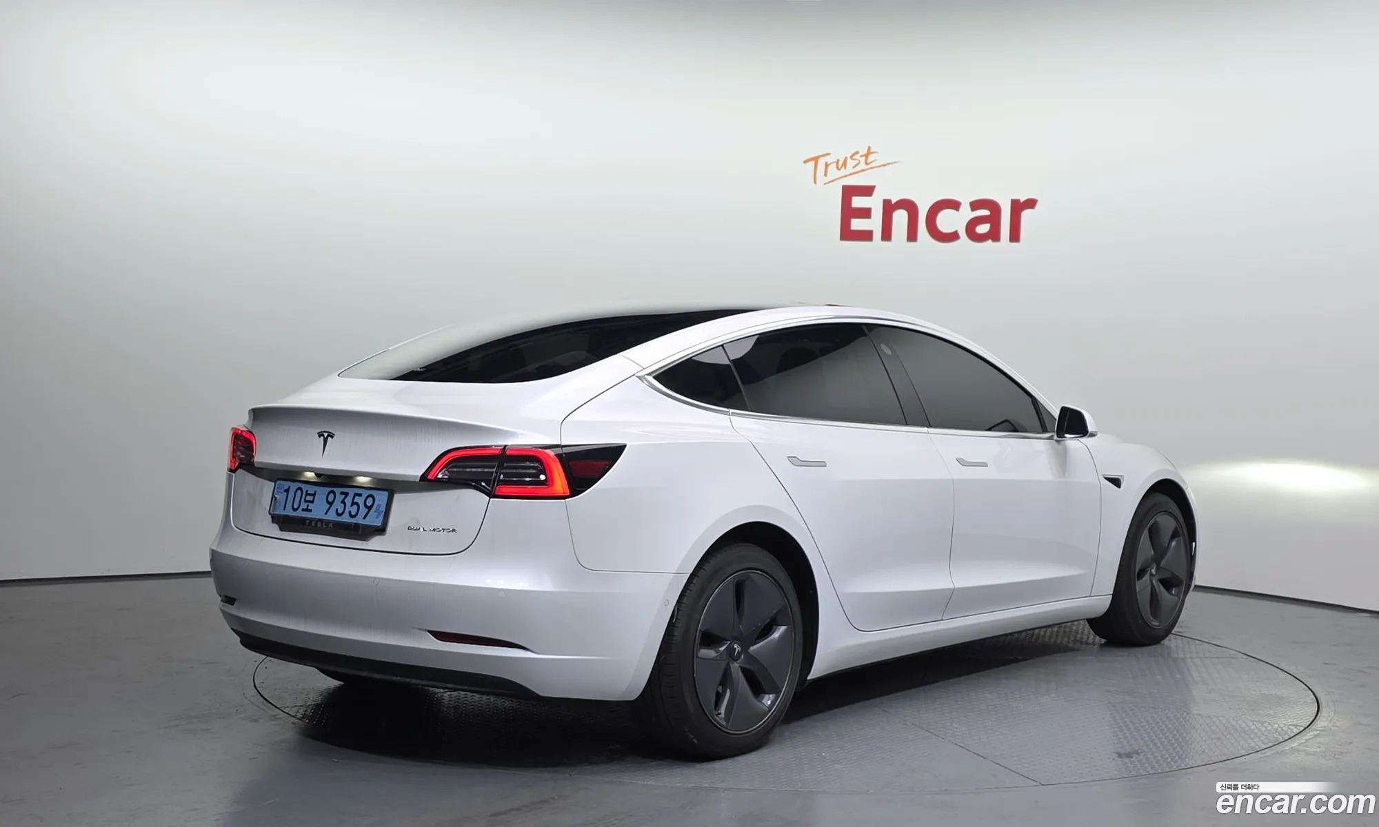Tesla Model 3 2020 — 15