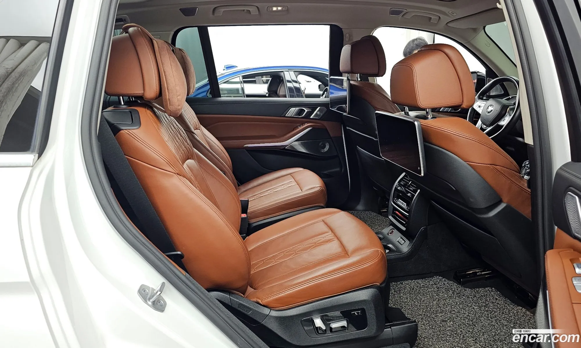 BMW X7 2021 WBACW2106M9G66092 — 19