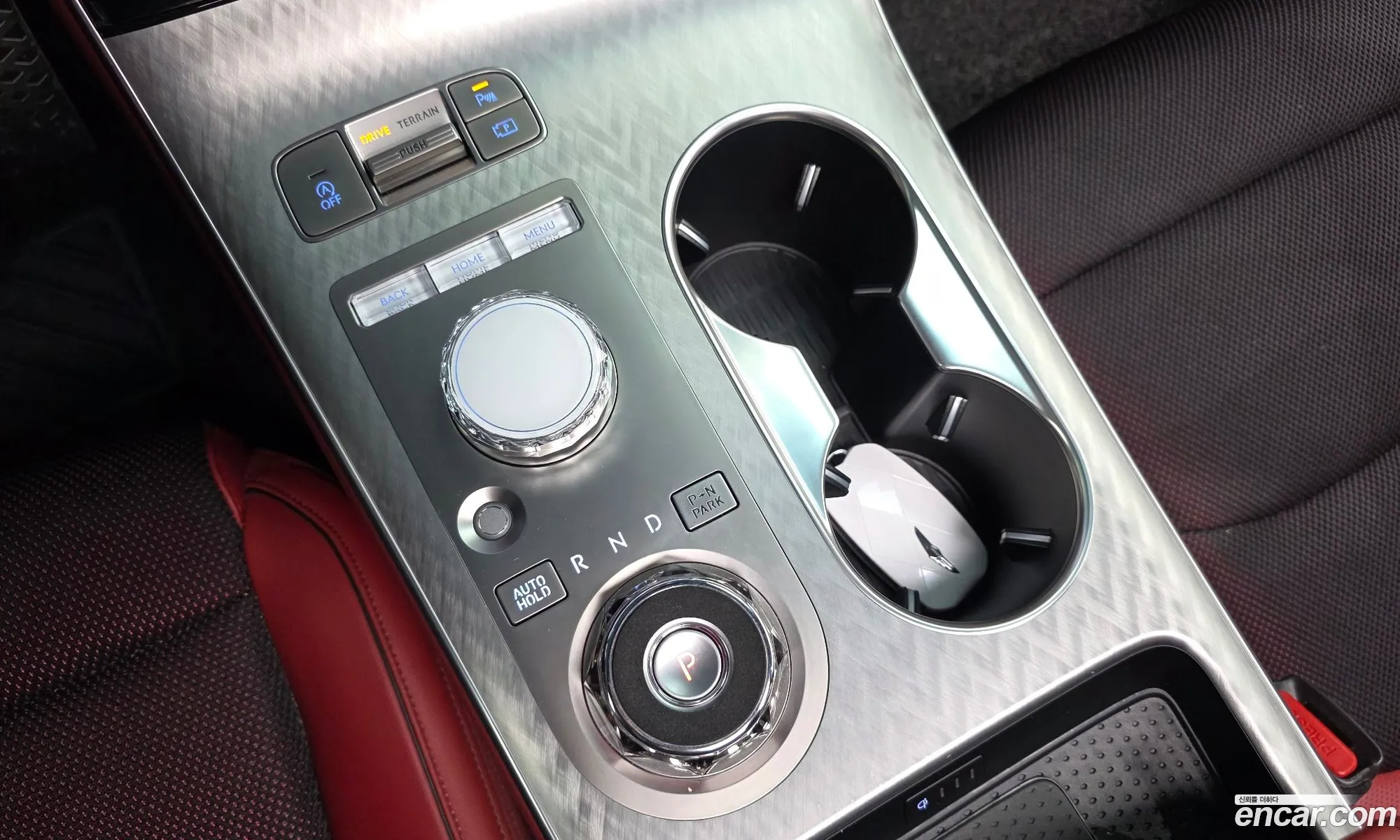Genesis GV70 2024 — 2