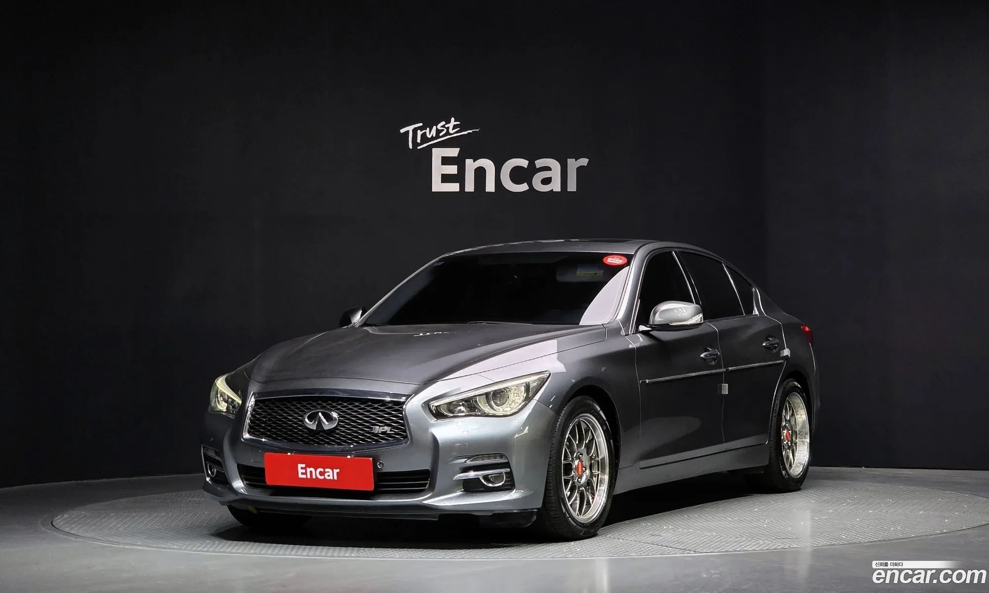 Infiniti Q50 2016 — 18