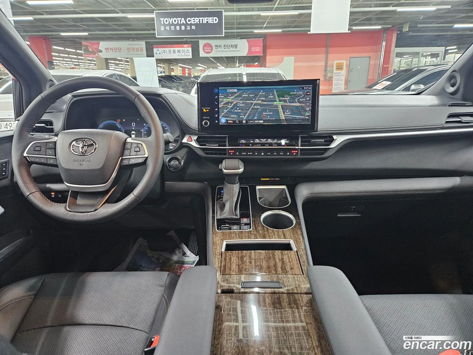 Toyota Sienna 2025 — 7