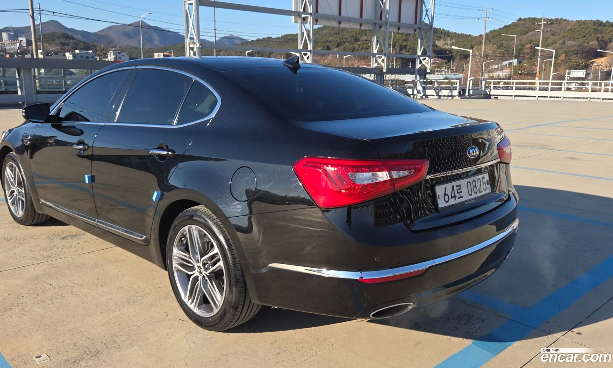 Kia K7 2016 — 7