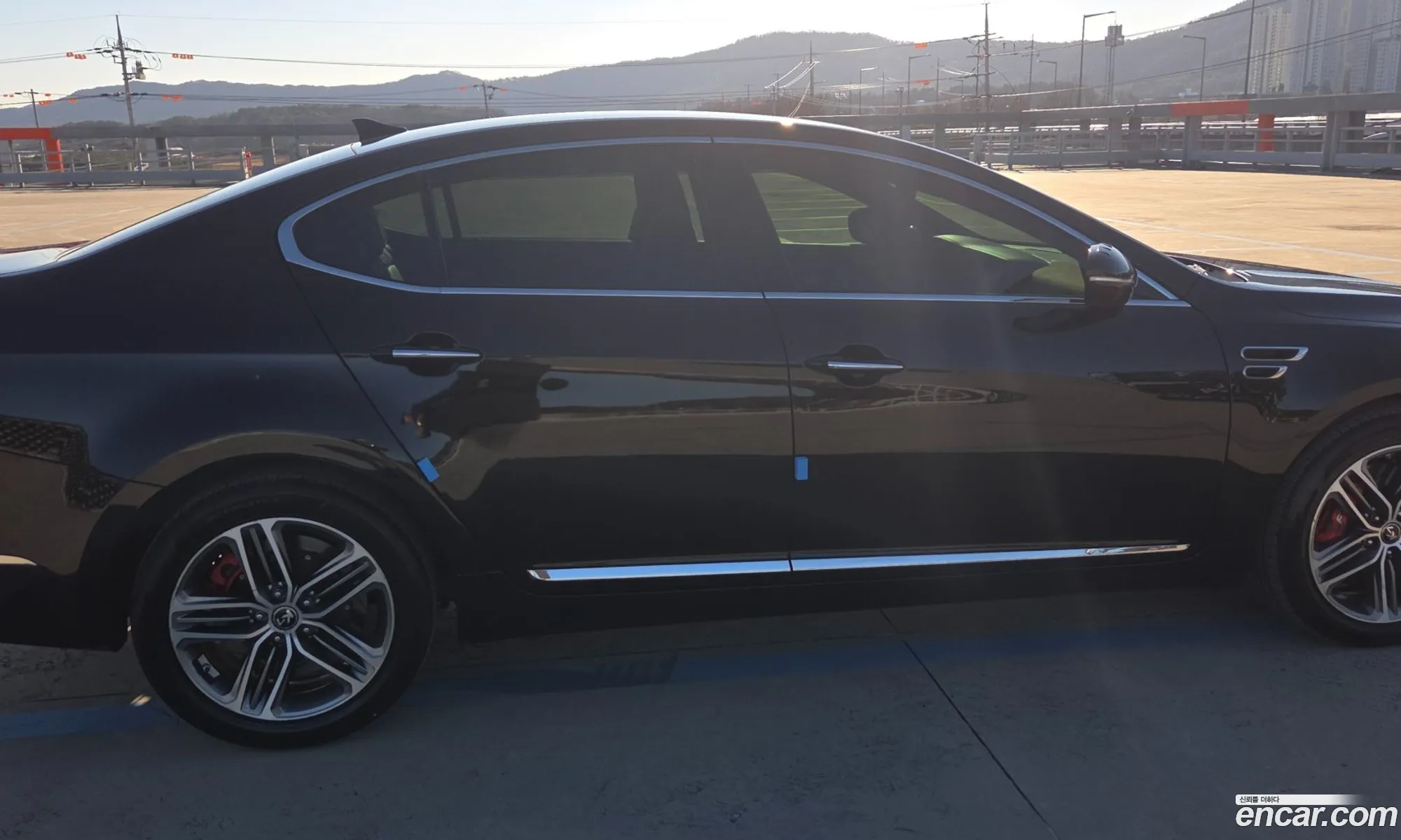 Kia K7 2016 — 19