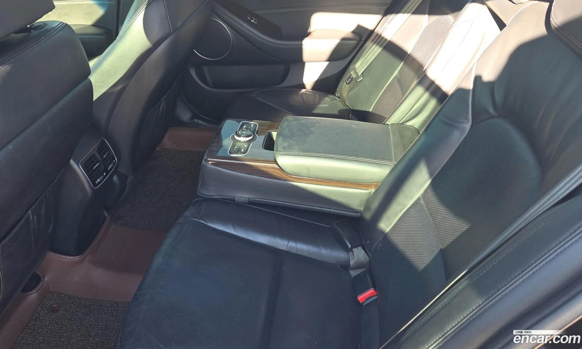 Kia K7 2016 — 18