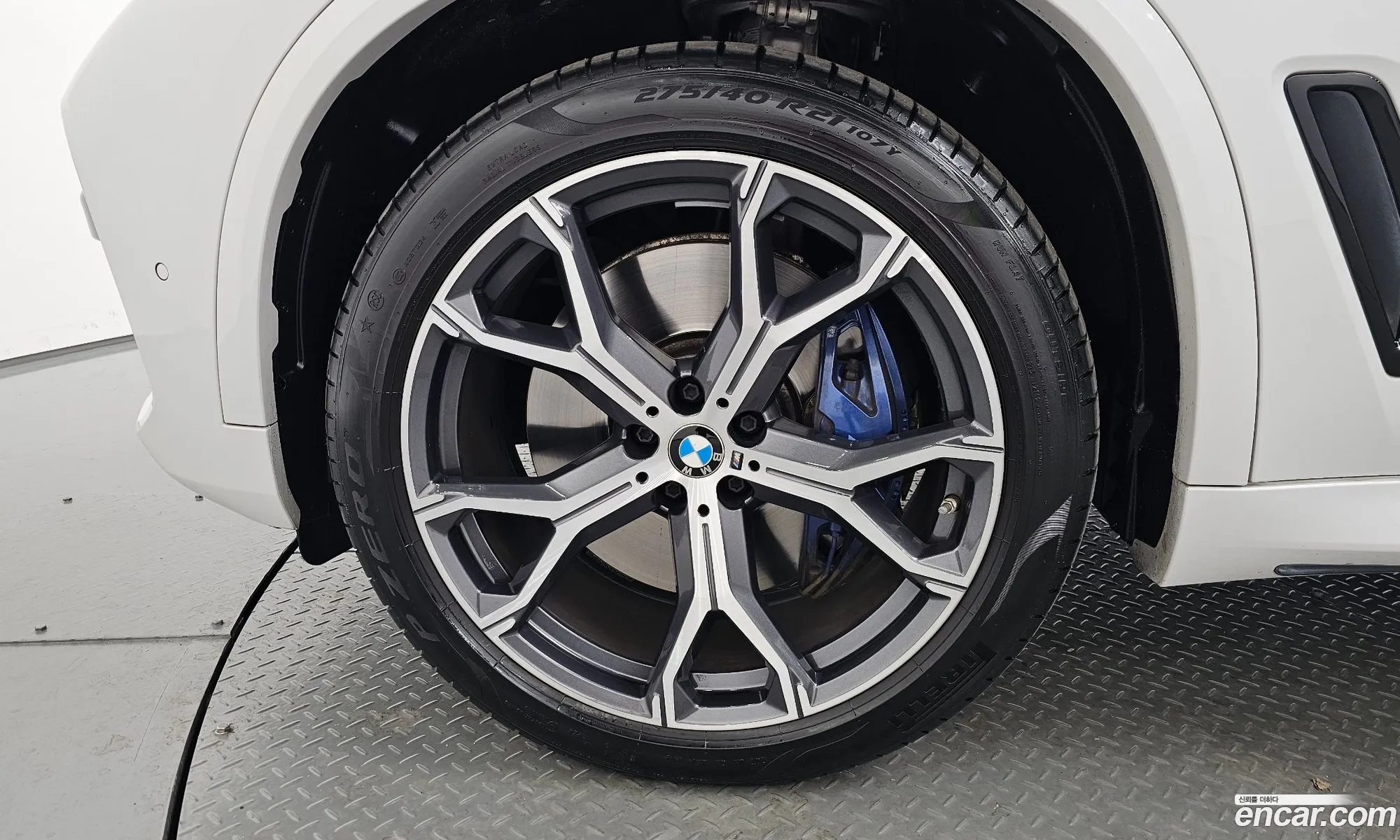 BMW X5 2021 WBATA6105M9D86461 — 4