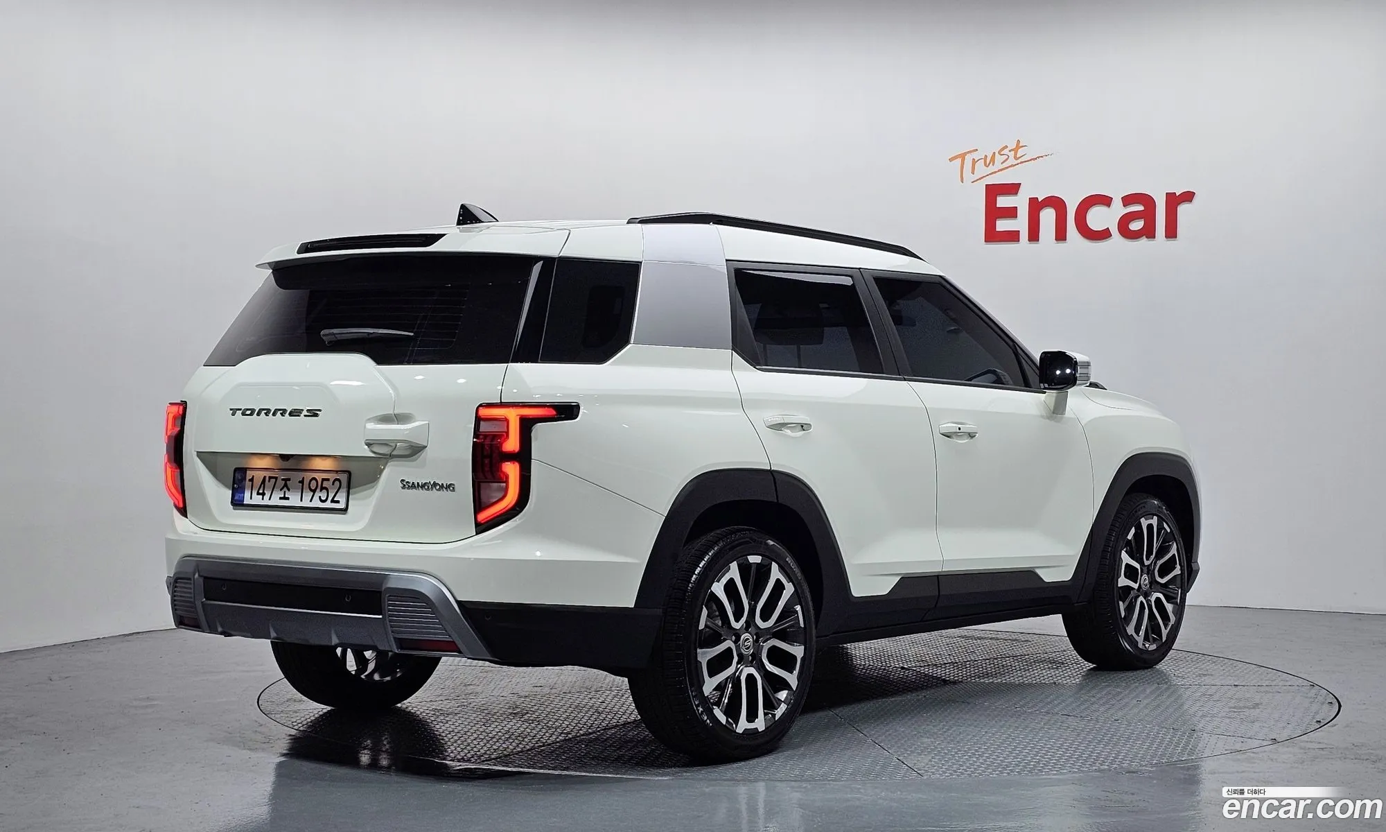 KG Mobility (SsangYong) Torres 2022 — 12