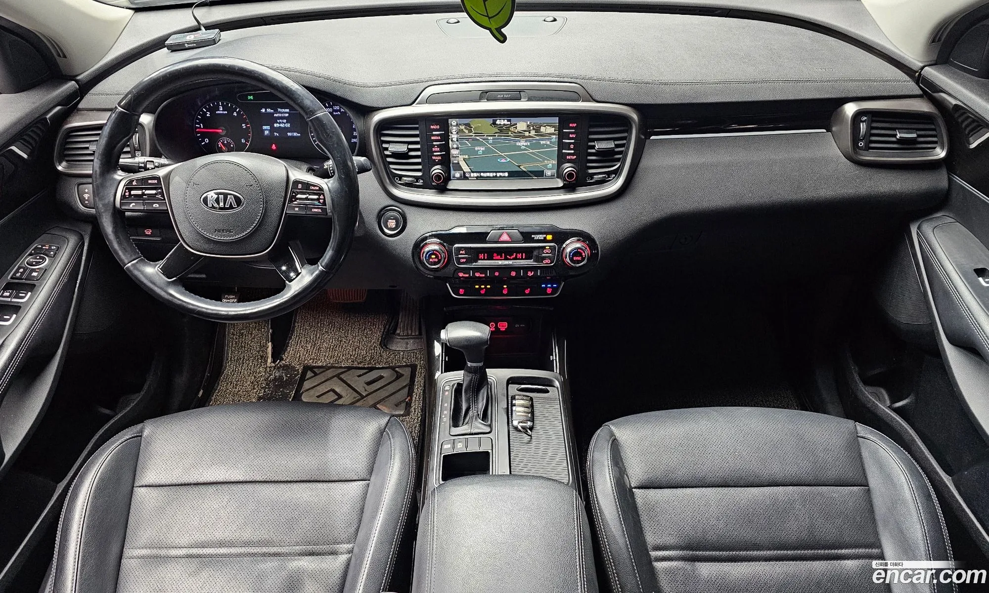 Kia Sorento 2018 — 17