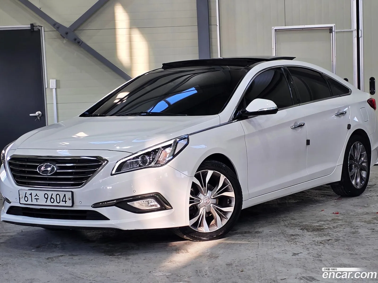 Hyundai LF Sonata 2014 — 20