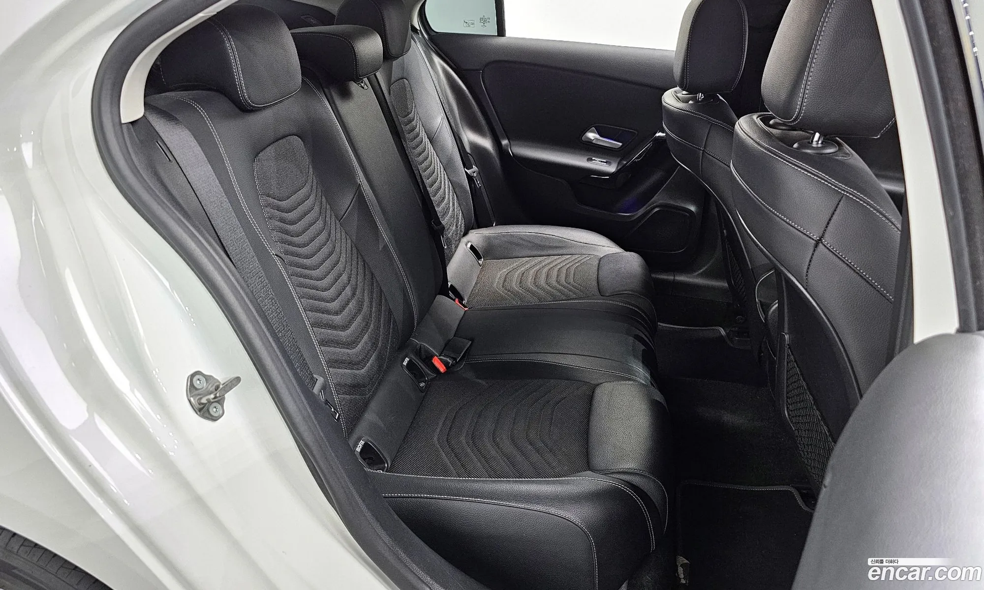 Mercedes-Benz A-Class W177 2020 — 12