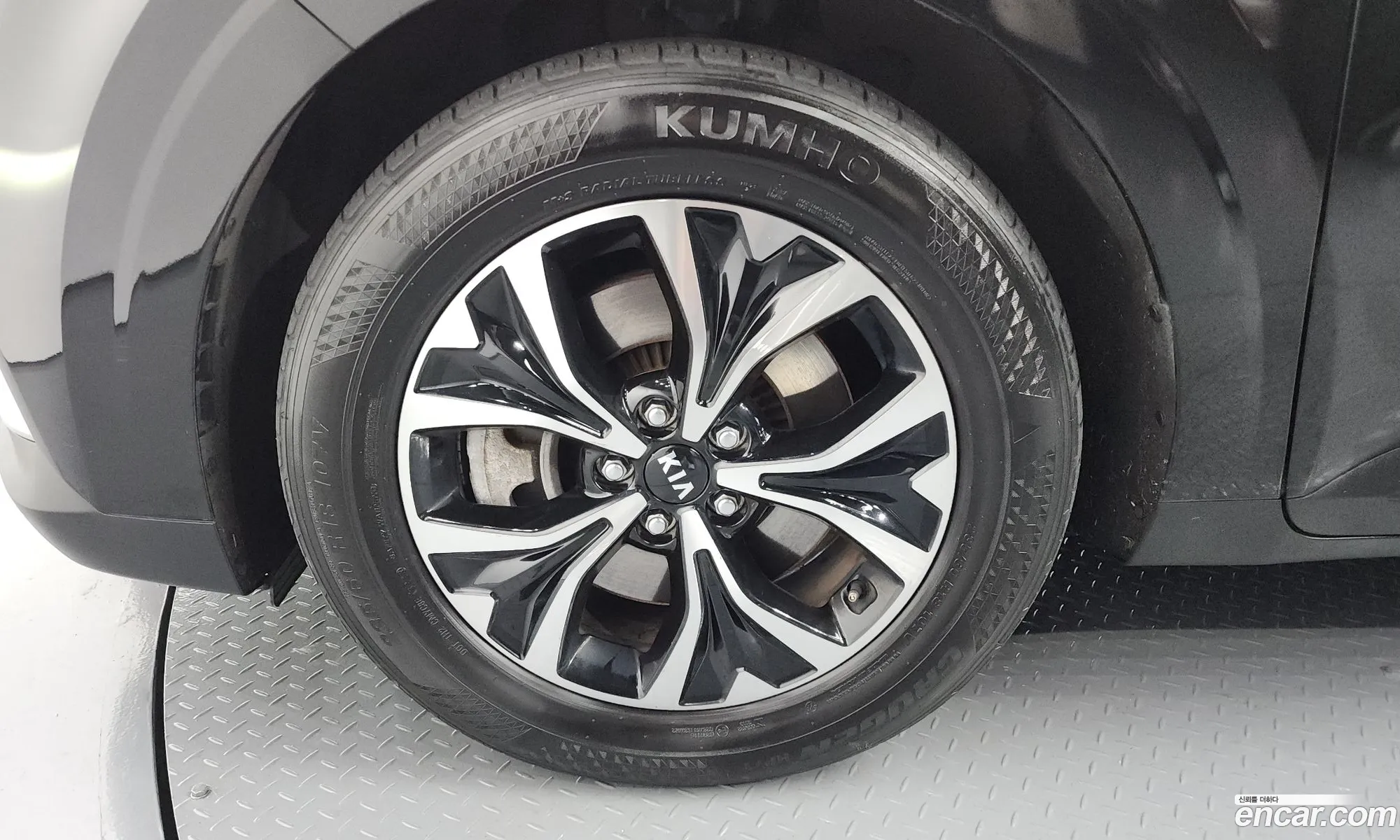 Kia Carnival 2020 — 2