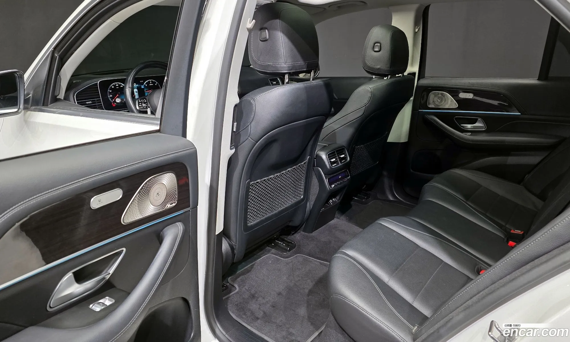 Mercedes-Benz GLE-Class W167 2023 — 13