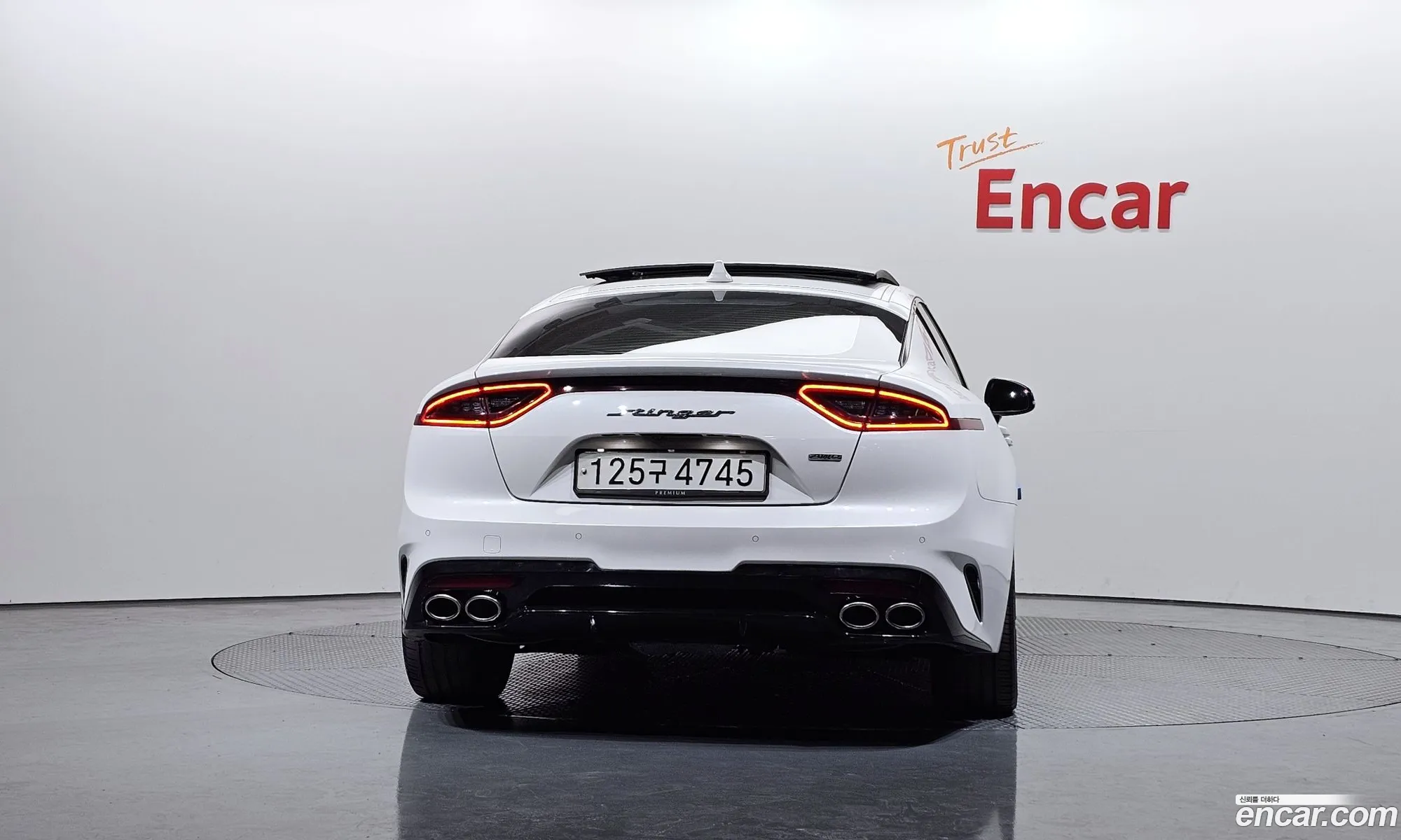 Kia Stinger 2020 — 10