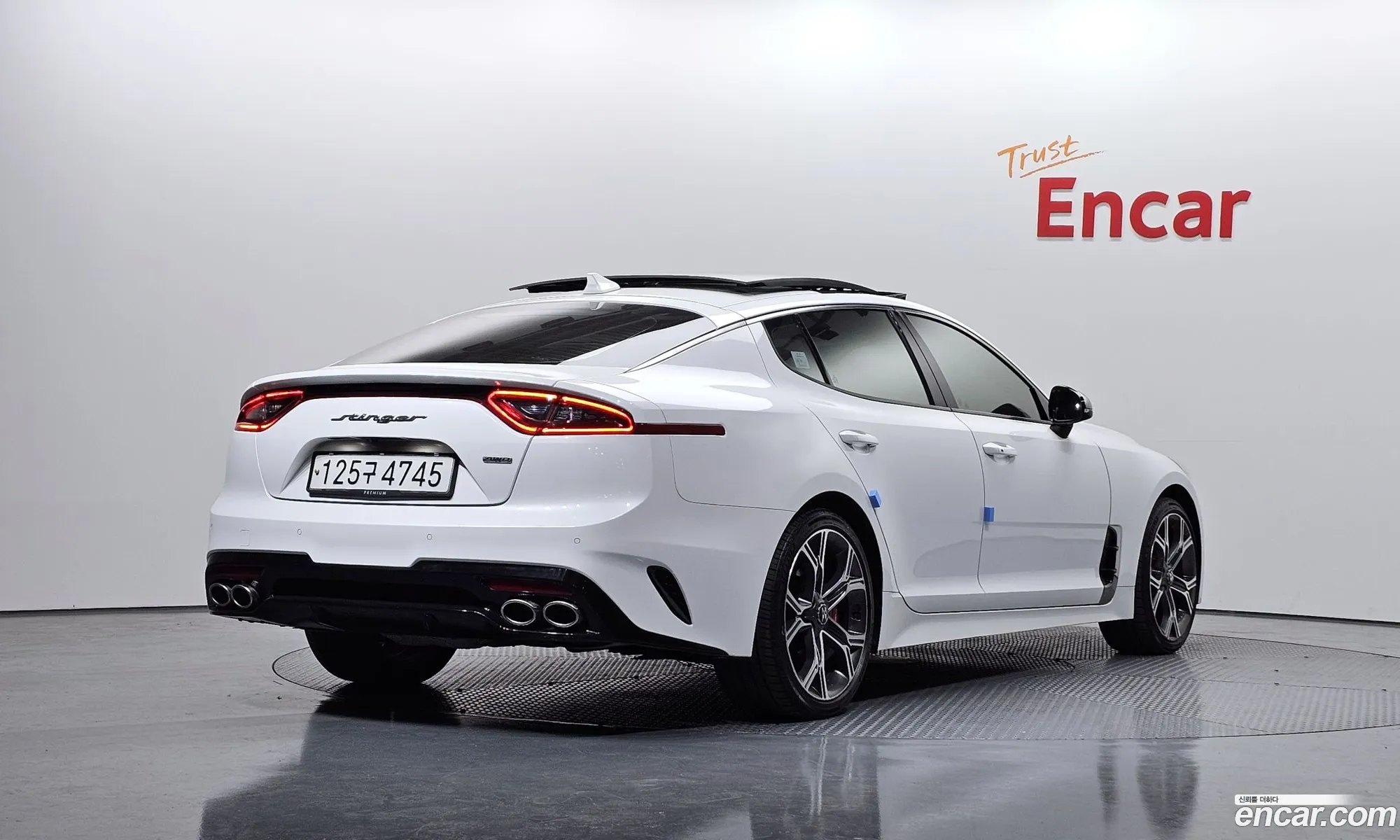 Kia Stinger 2020 — 3