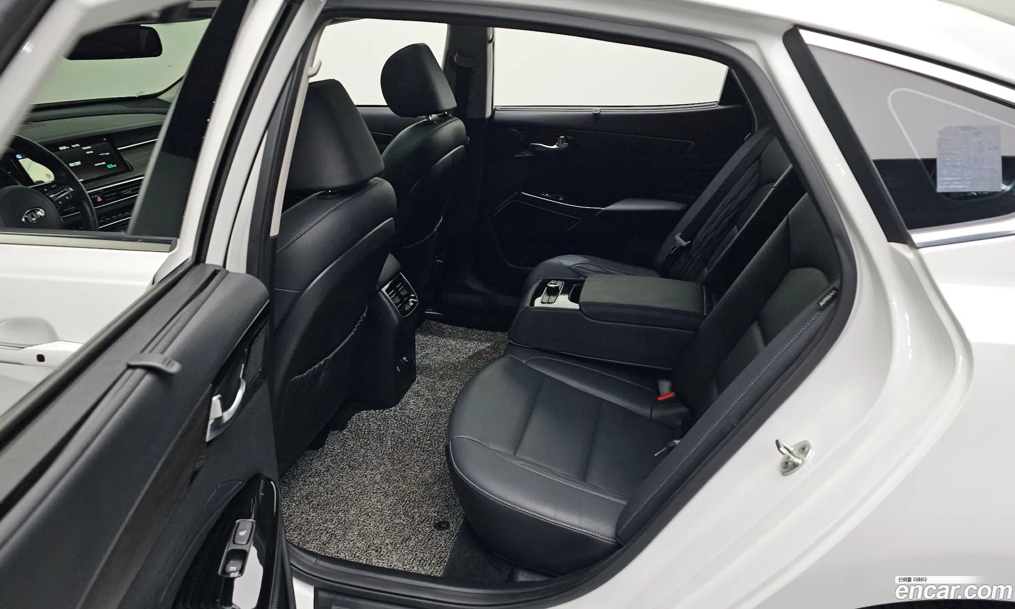 Kia K7 Premier Hybrid 2019 — 7
