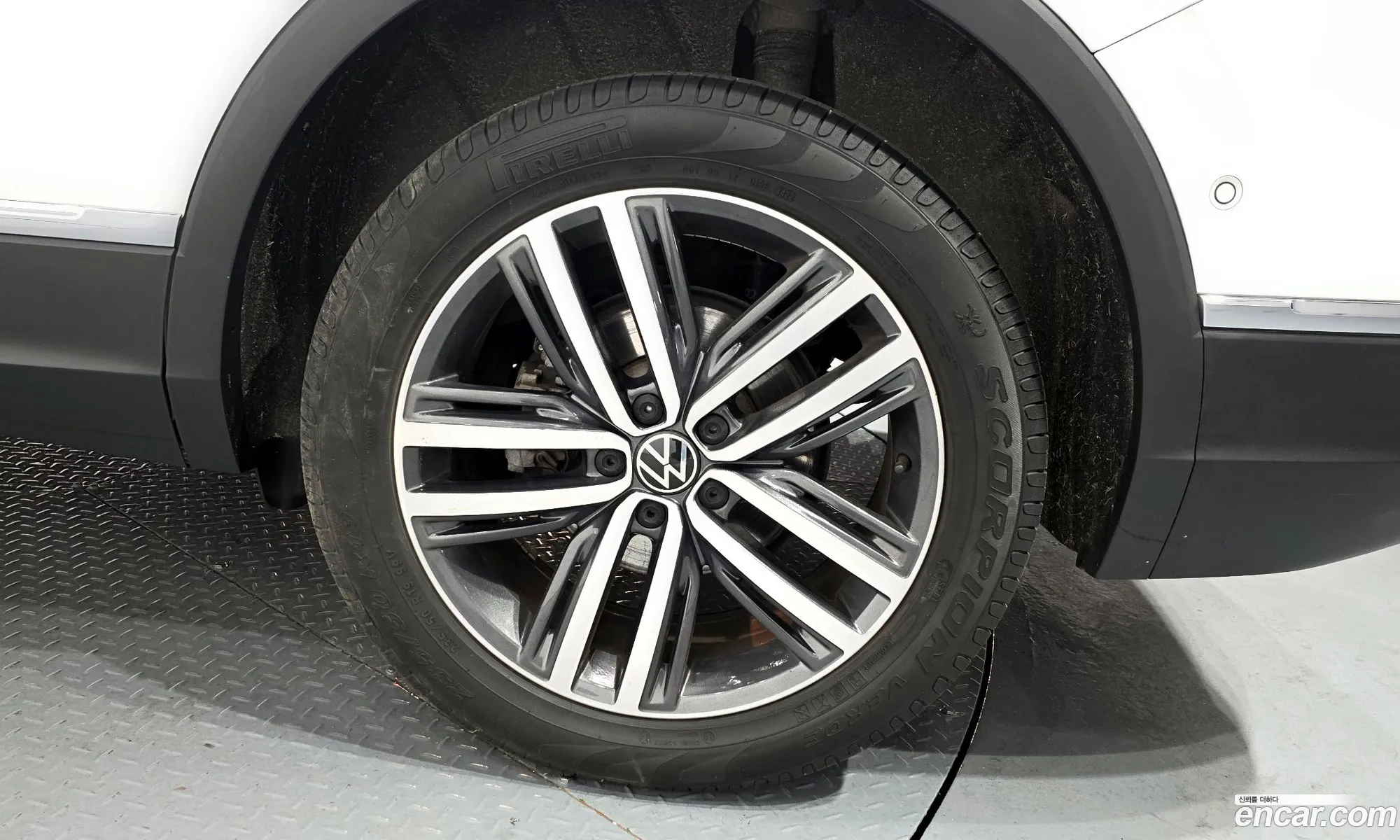 Volkswagen Tiguan Allspace 2023 — 14
