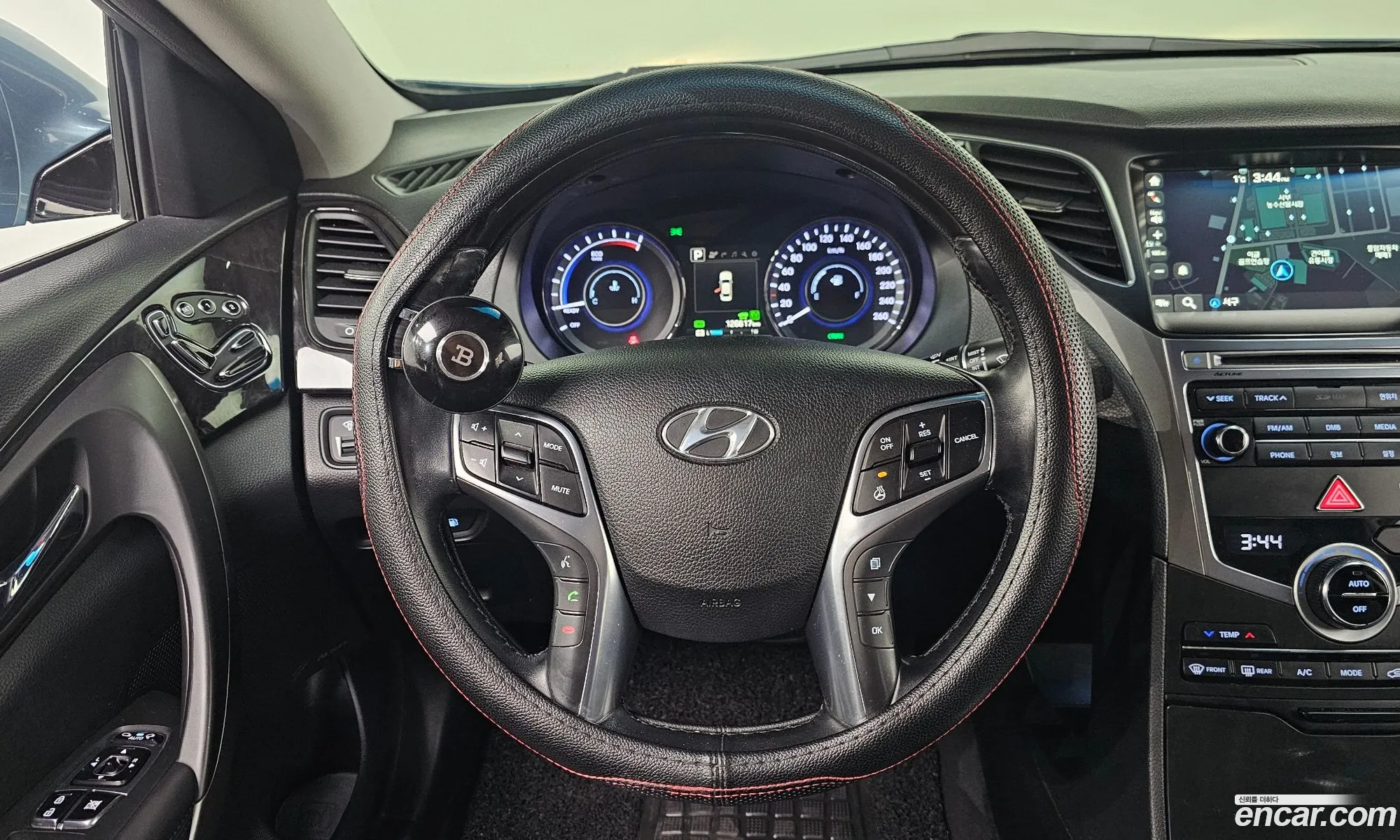 Hyundai Grandeur HG Hybrid 2015 — 10