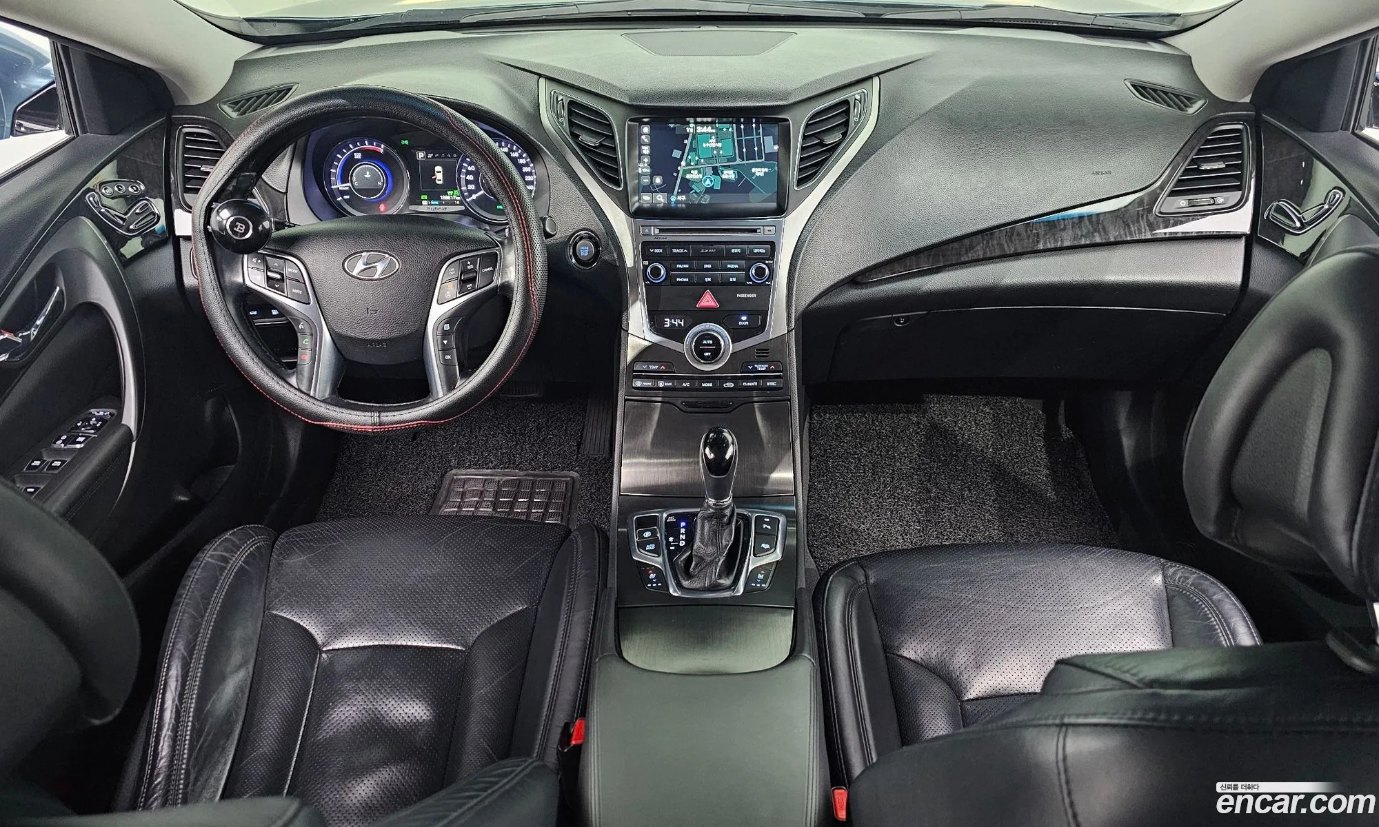 Hyundai Grandeur HG Hybrid 2015 — 12