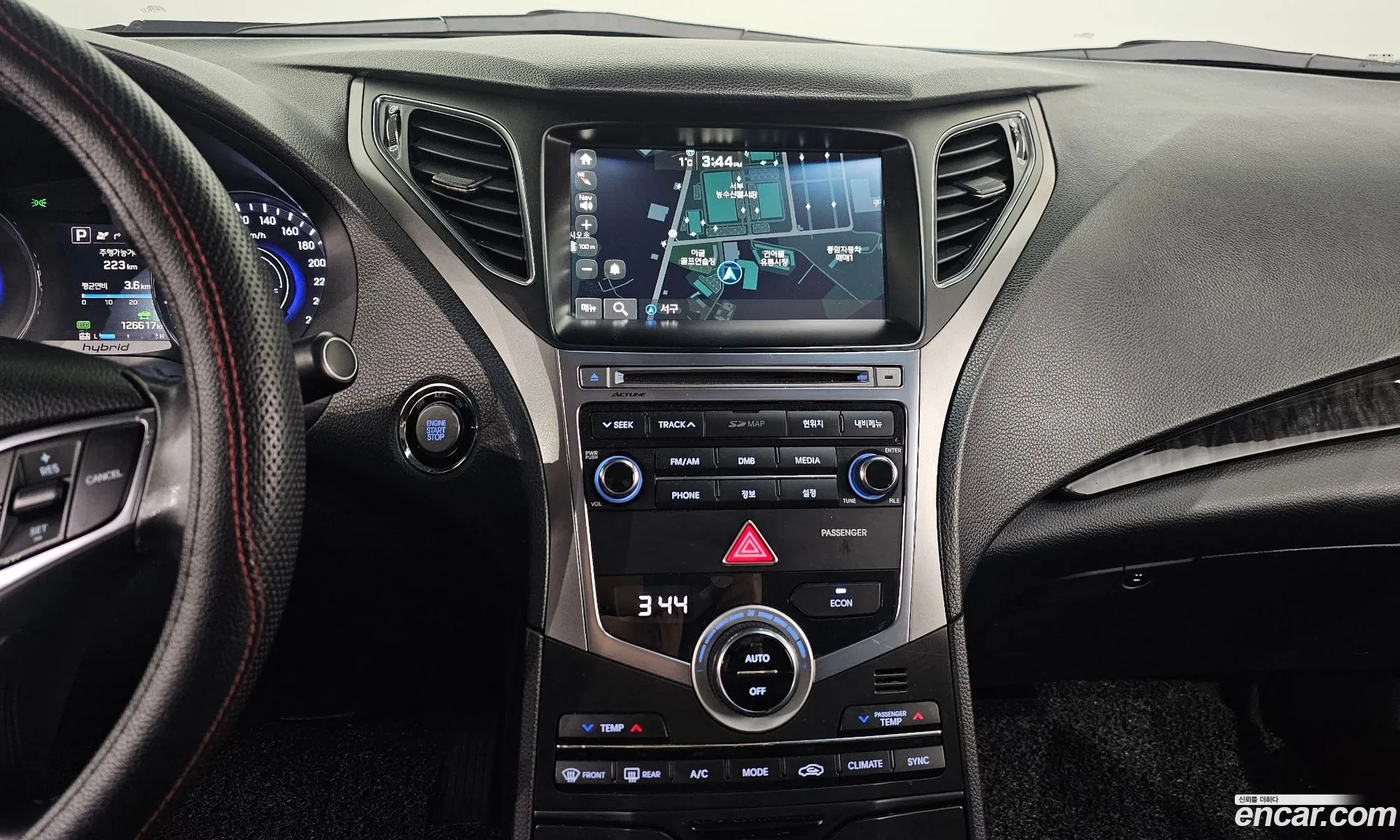 Hyundai Grandeur HG Hybrid 2015 — 13