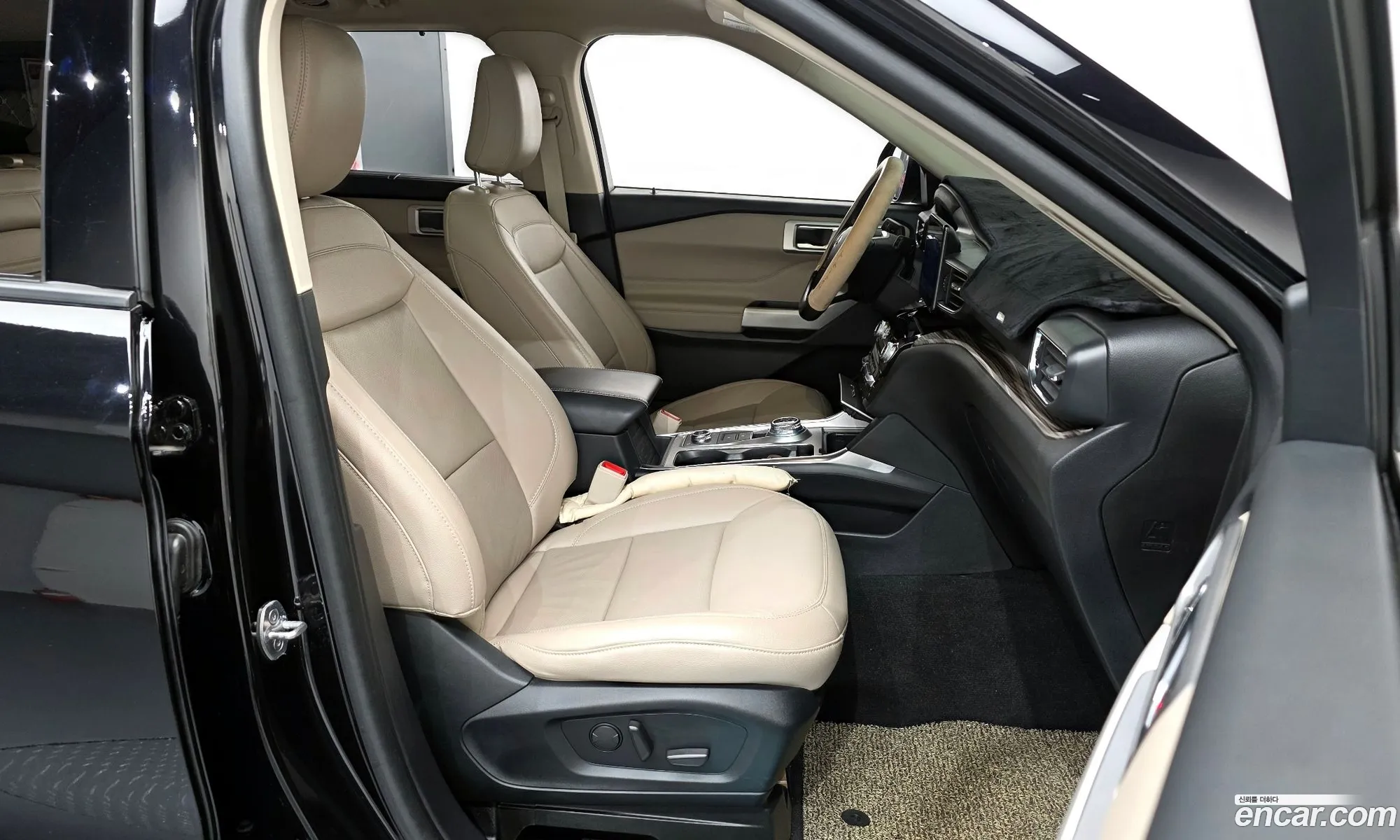 Ford Explorer 6th Gen